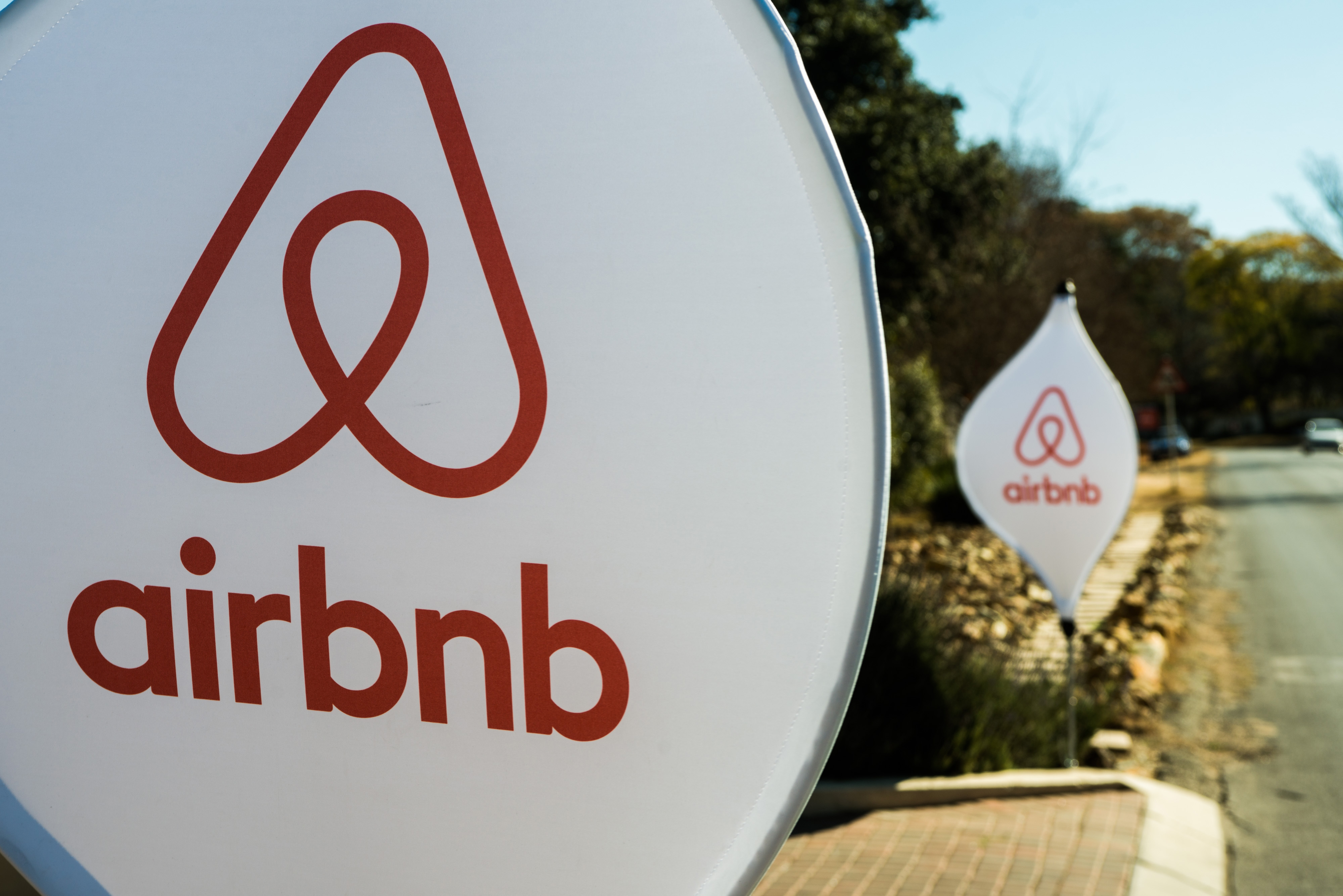 airbnb-price-joe-zadeh