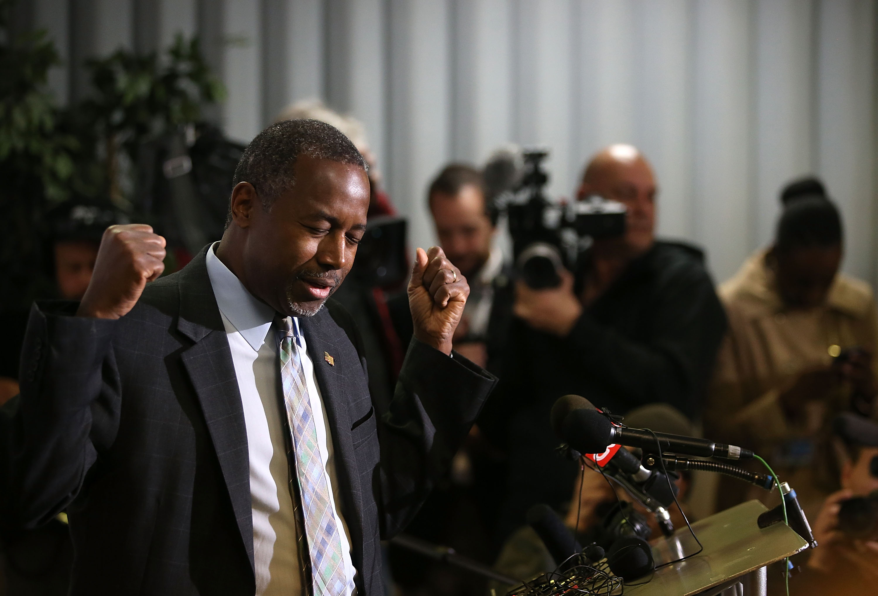 Republican presidential candidate, Ben Carson speaks during a news conference before a campaign event at Colorado Christian University on Oct. 29, 2015 in Lakewood, Colo. (Justin Sullivan—Getty Images)