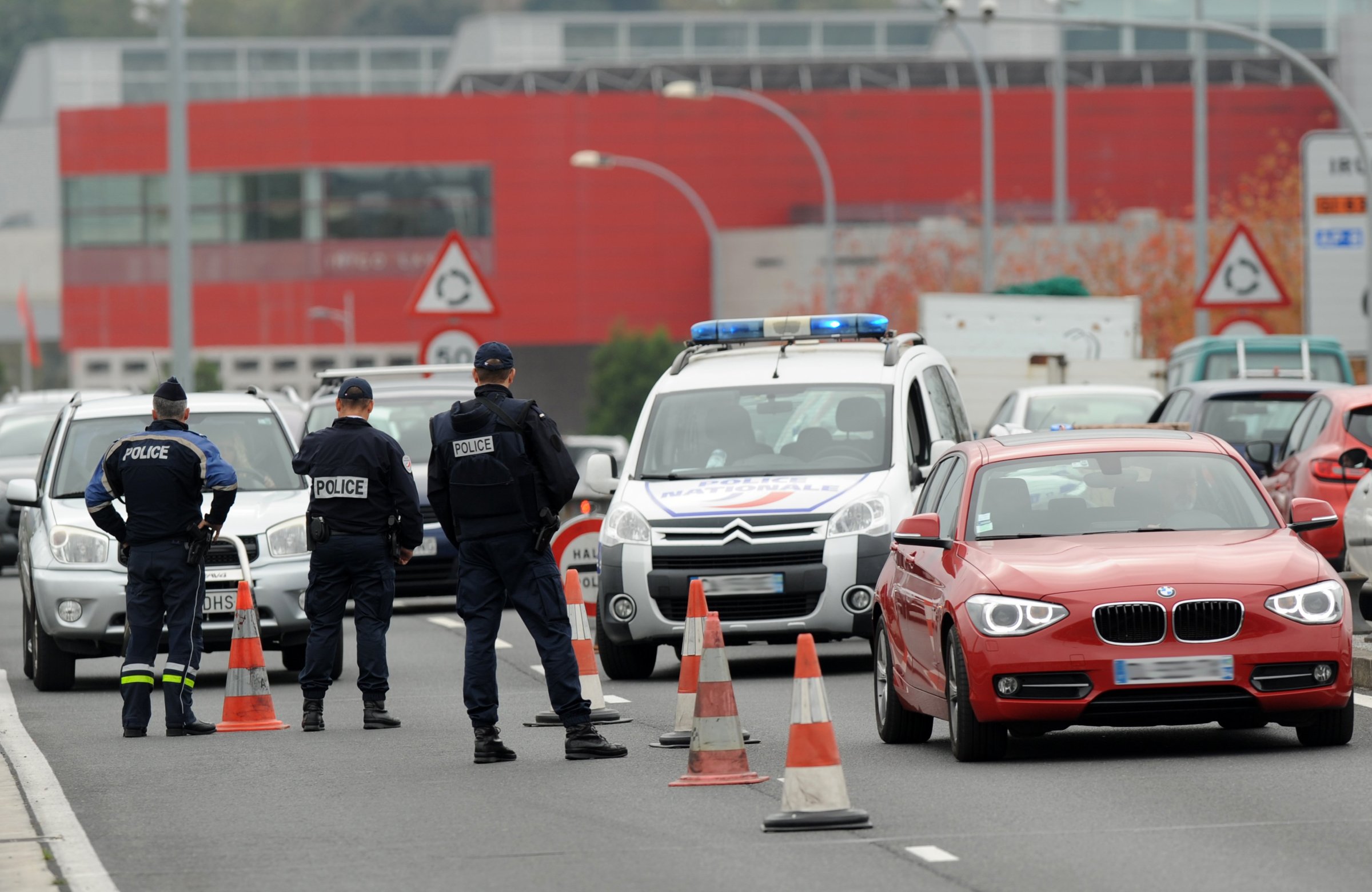 Police controls vehicles leaving France towards Spain at the border post of Hendaye, France on Nov. 14, 2015.