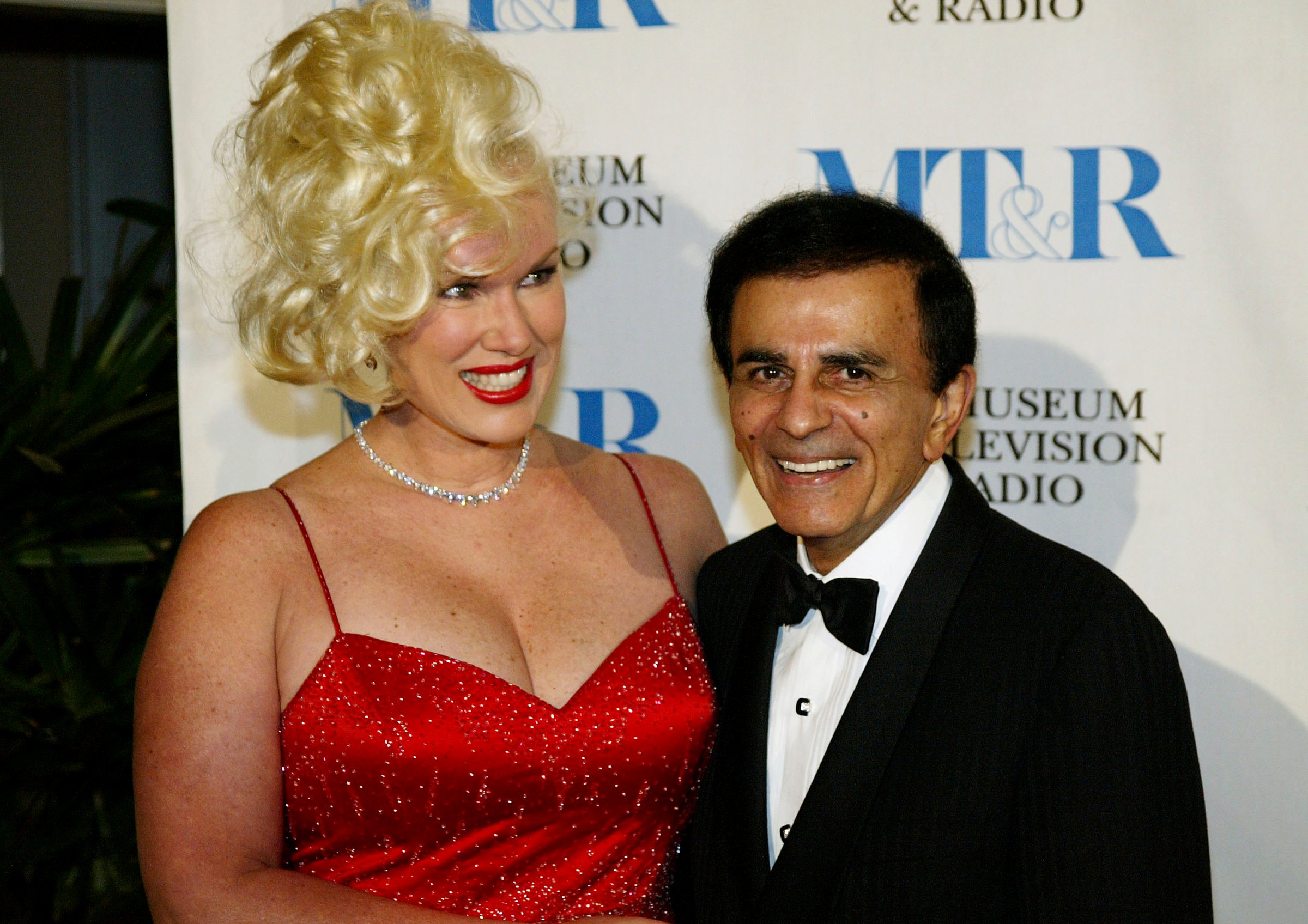 Jean and Casey Kasem pose before the Museum of Television &amp; Radio's Annual Los Angeles Gala on November 10, 2003