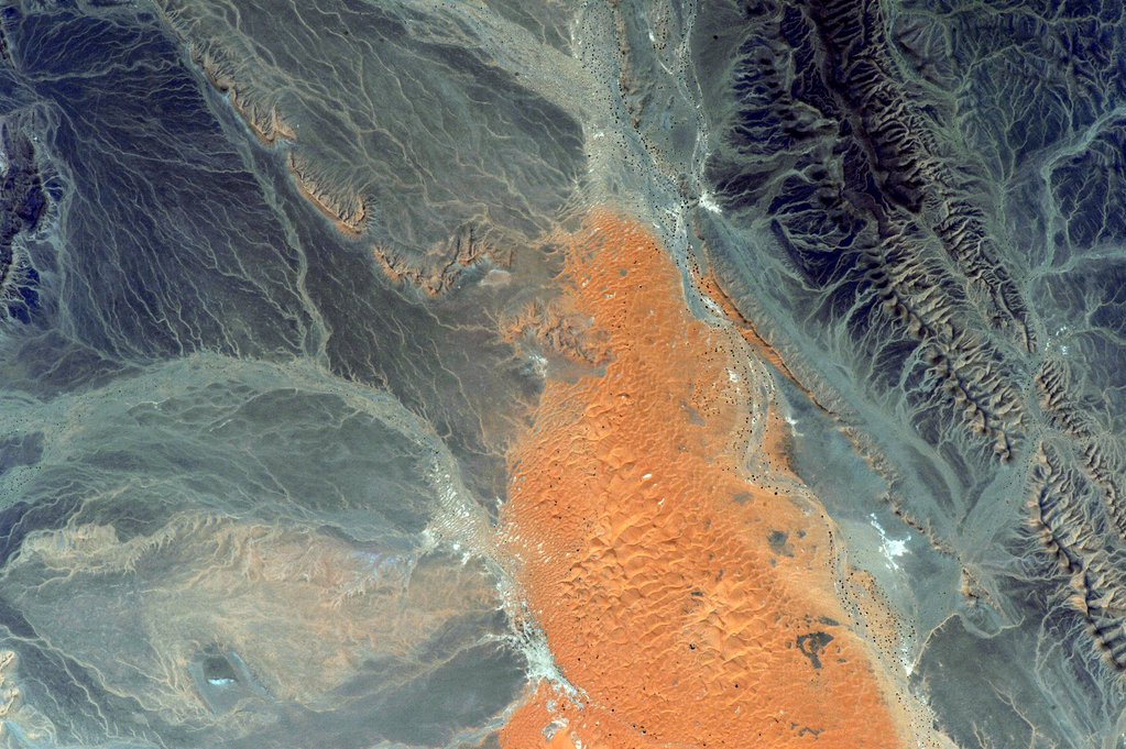 #Desert #EarthArt #YearInSpace  - via Twitter on Nov. 4, 2015