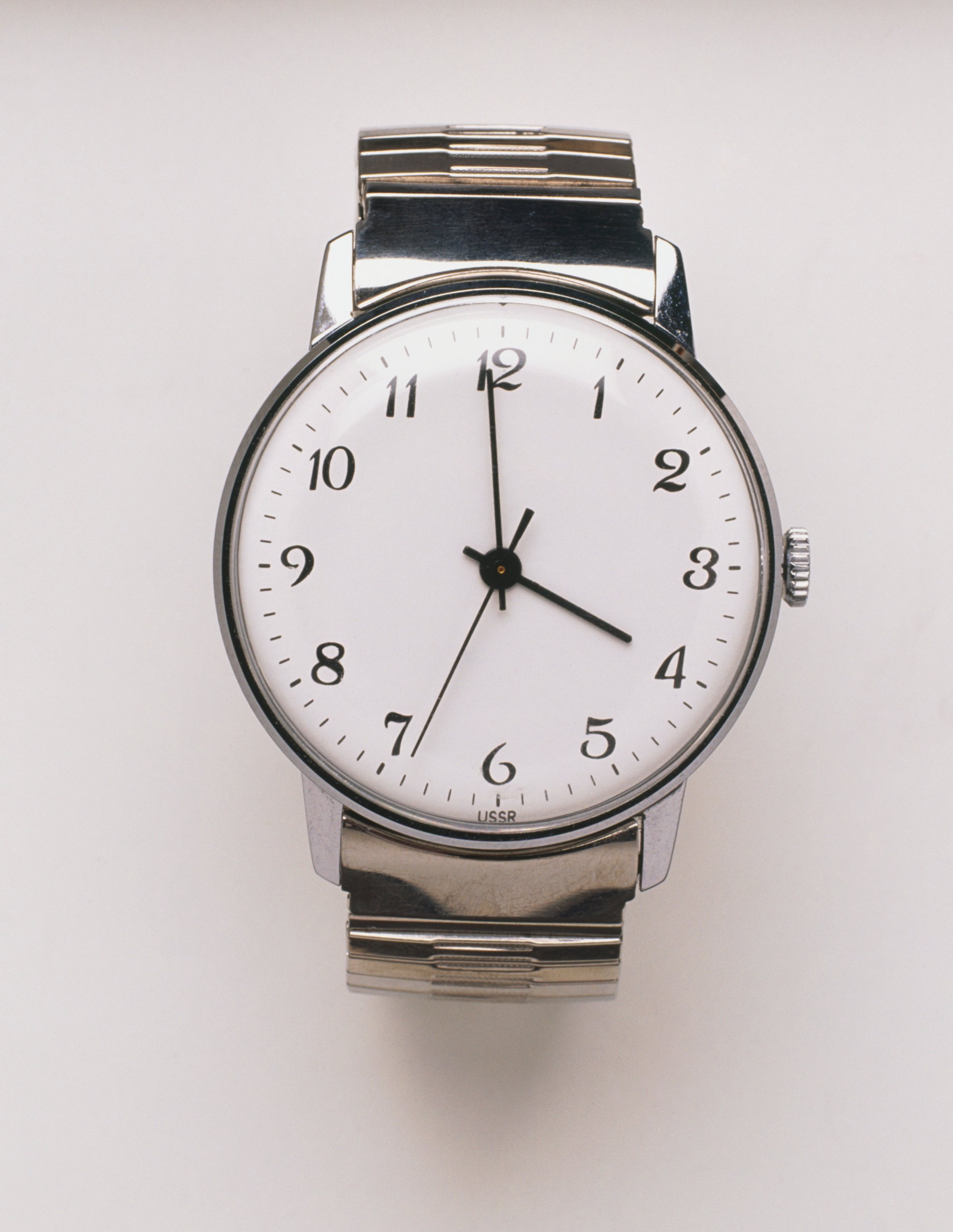 silver-wristwatch