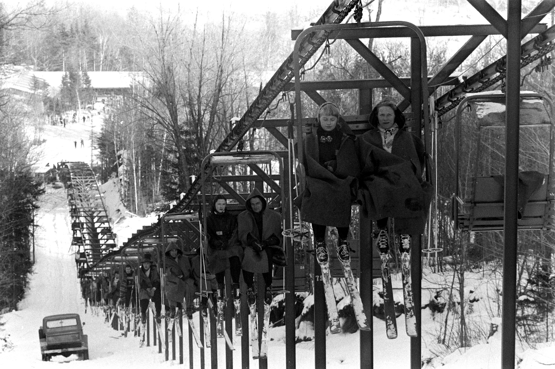 Skiers at Mount Snow in Vermont, 1957.