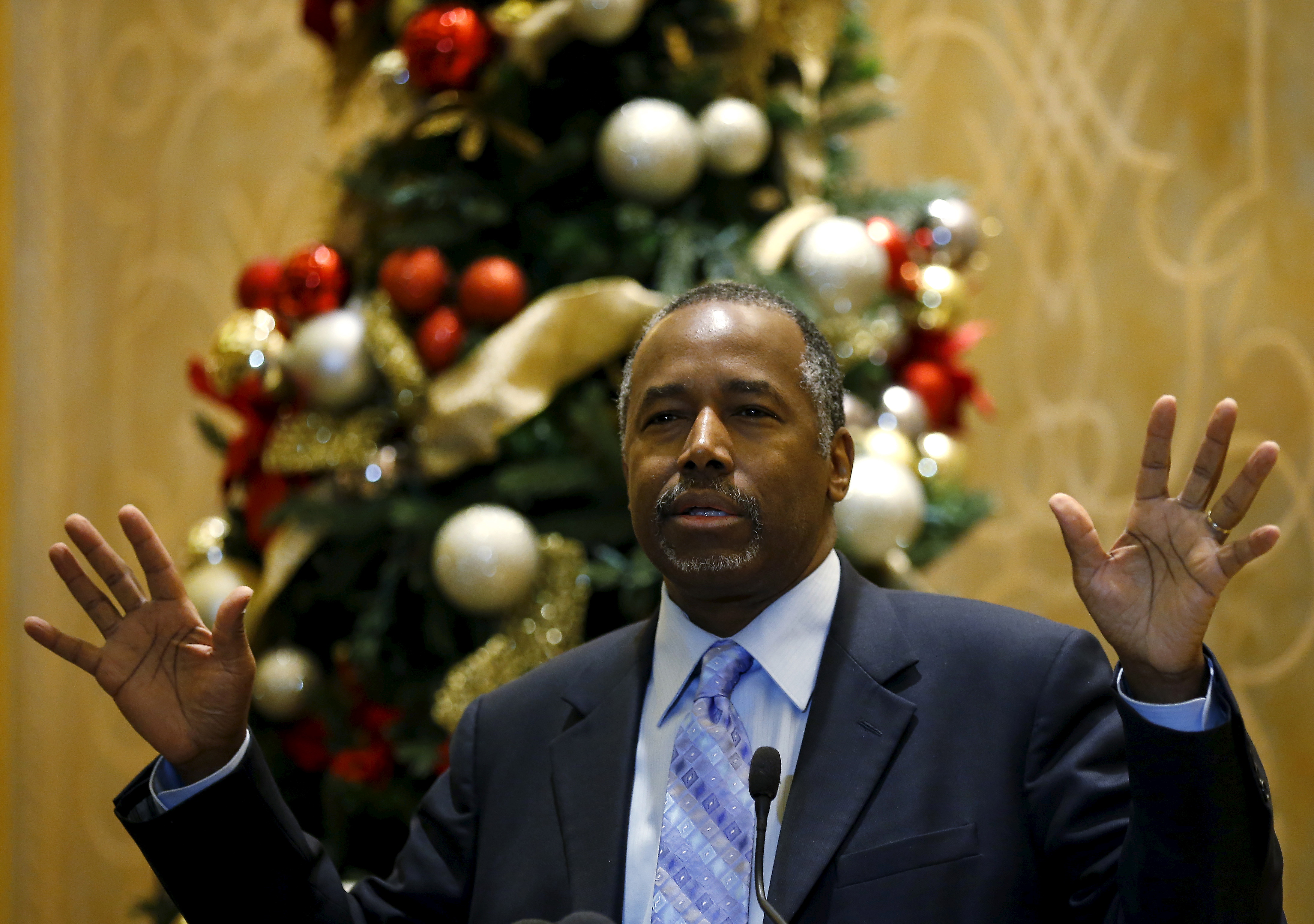 U.S. Republican presidential candidate Ben Carson speaks during a press conference in Chicago