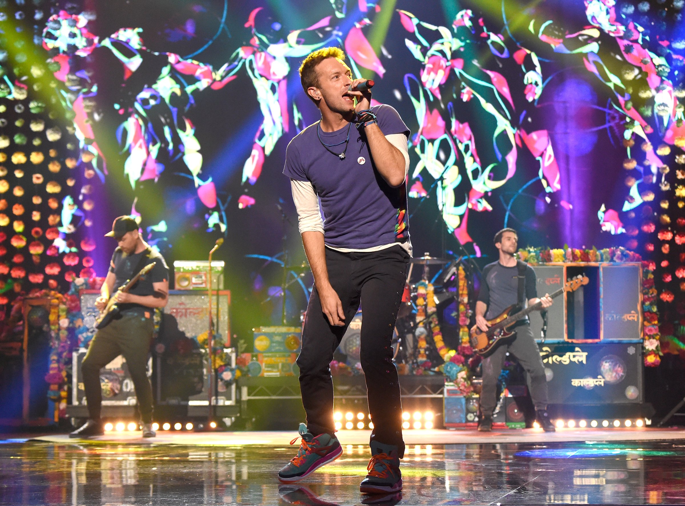 Chris Martin of Coldplay performs onstage during the 2015 American Music Awards at Microsoft Theater on Nov. 22, 2015 in Los Angeles.