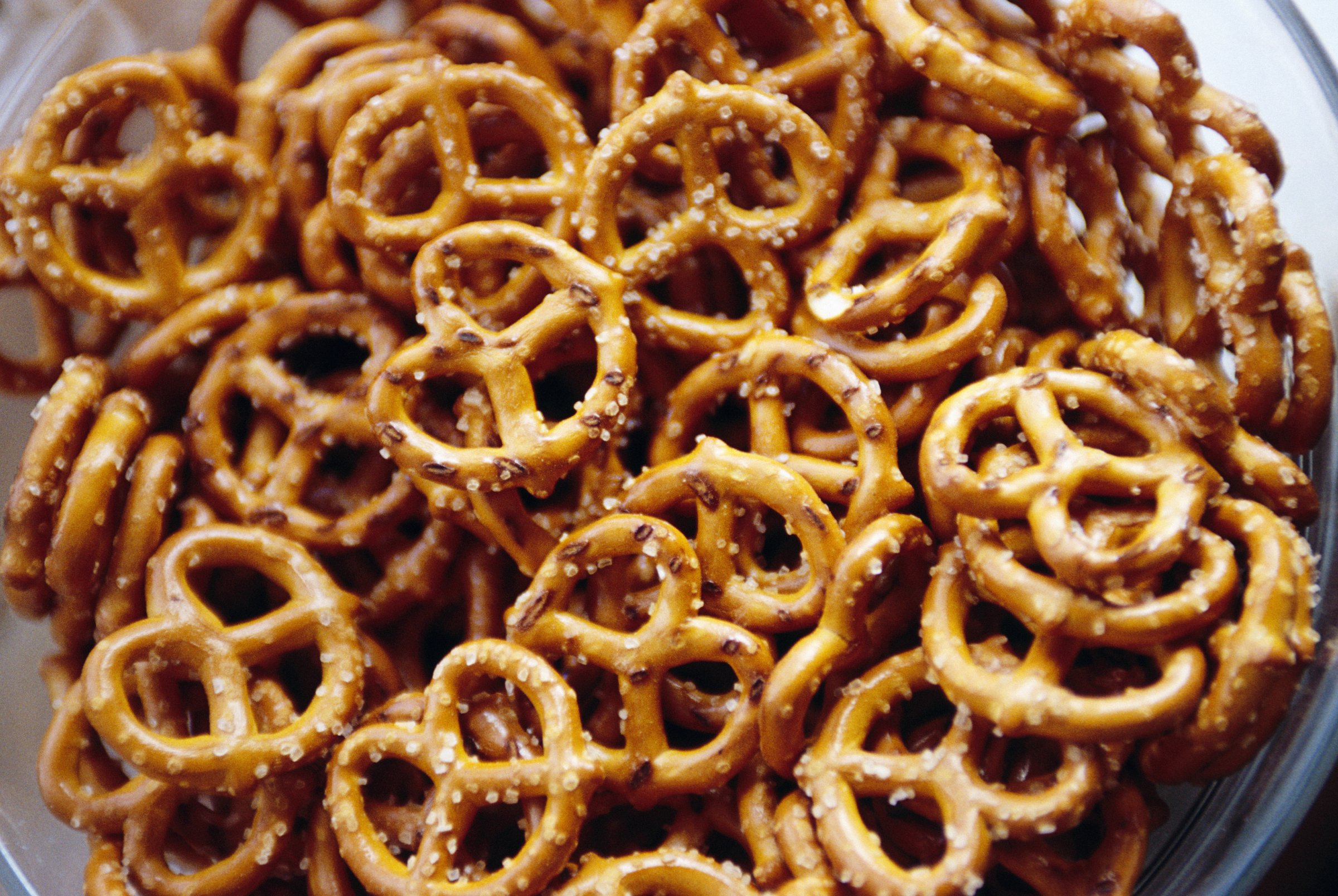 pretzels-bowl