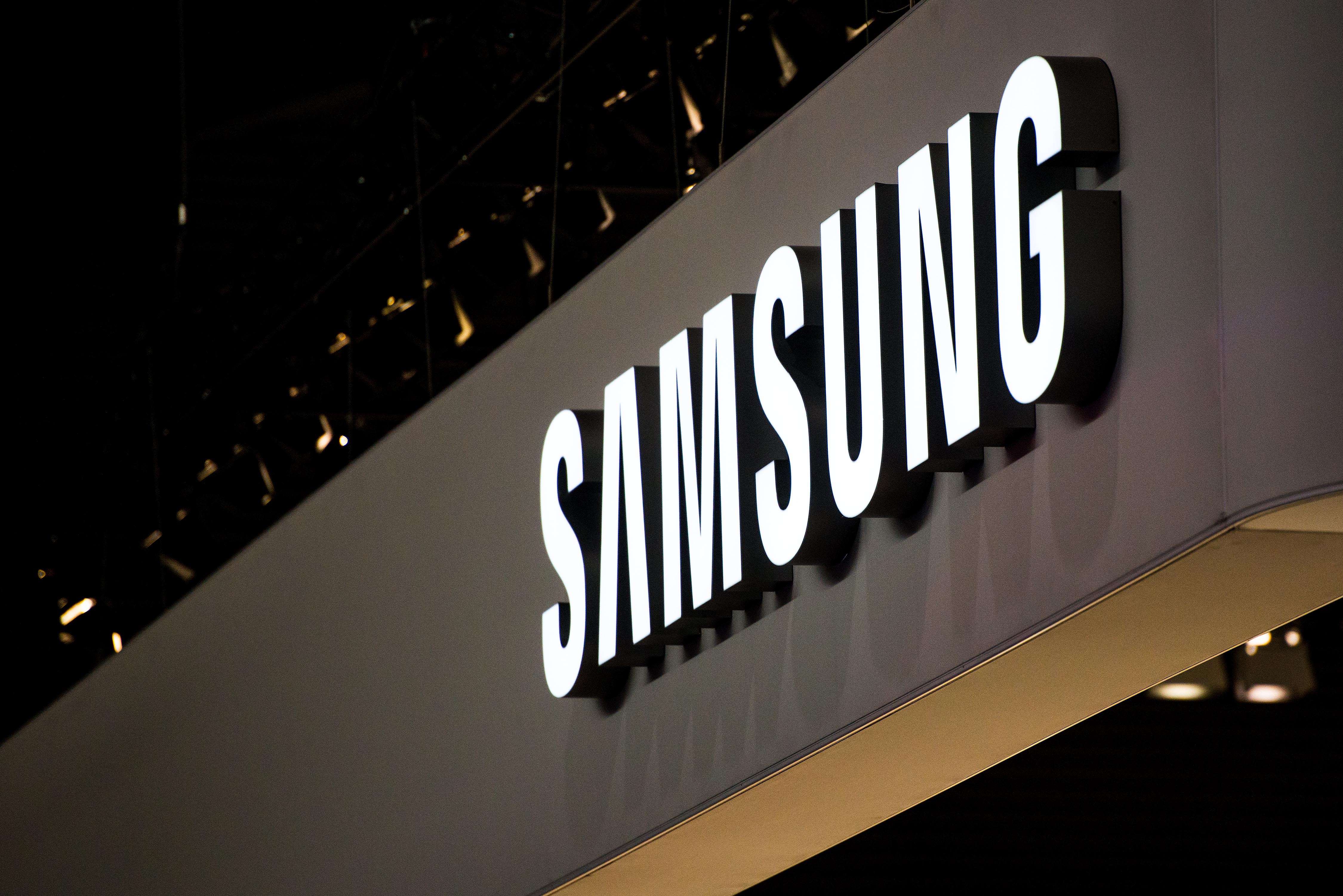 A Samsung logo in the Mobile World Congress 2015  in Barcelona on March 3, 2015. (David Ramos—Getty Images)