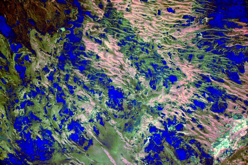 #EarthArt Blue and green with a little something in between over #Australia. #YearInSpace  - via Twitter on Dec. 1, 2015