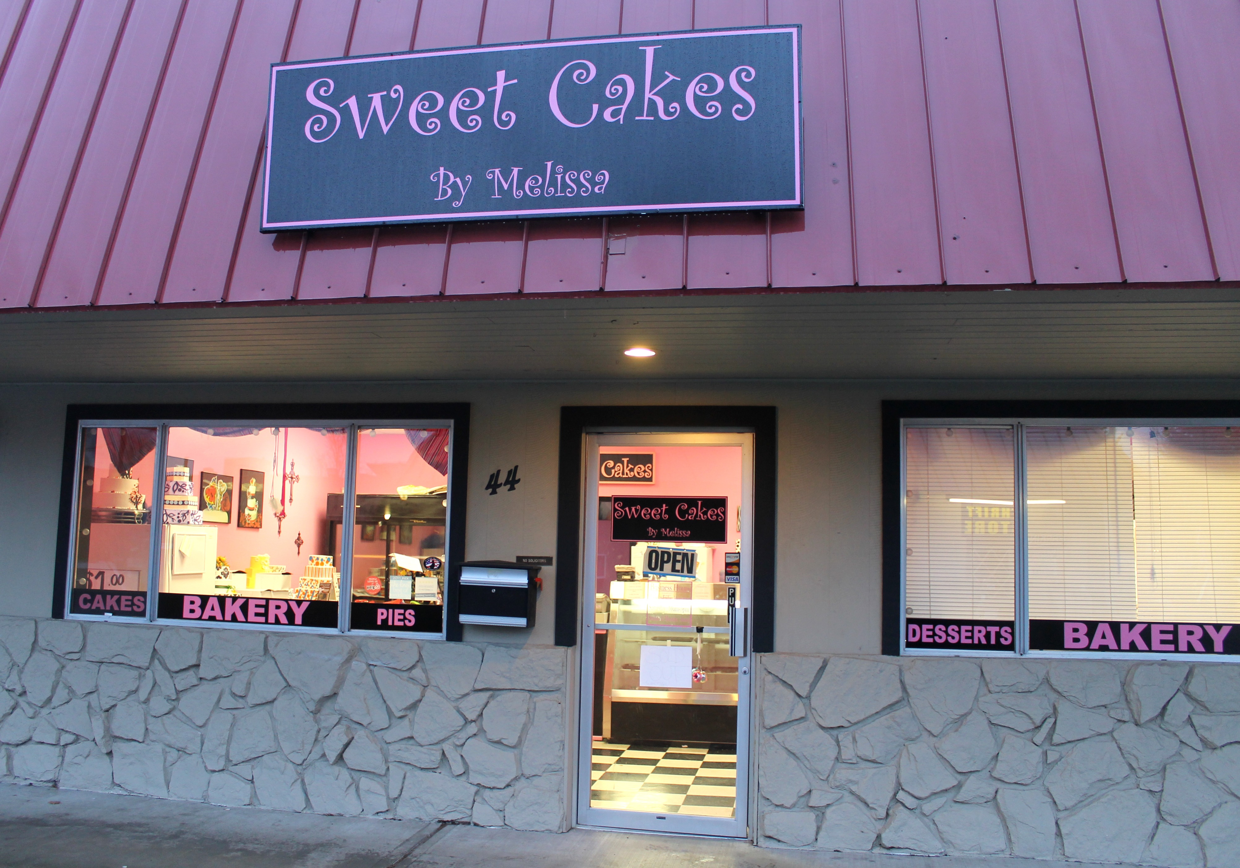 Sweet Cakes by Melissa in Gresham, Ore. on Feb. 5, 2013. (Everton Bailey Jr.—AP)