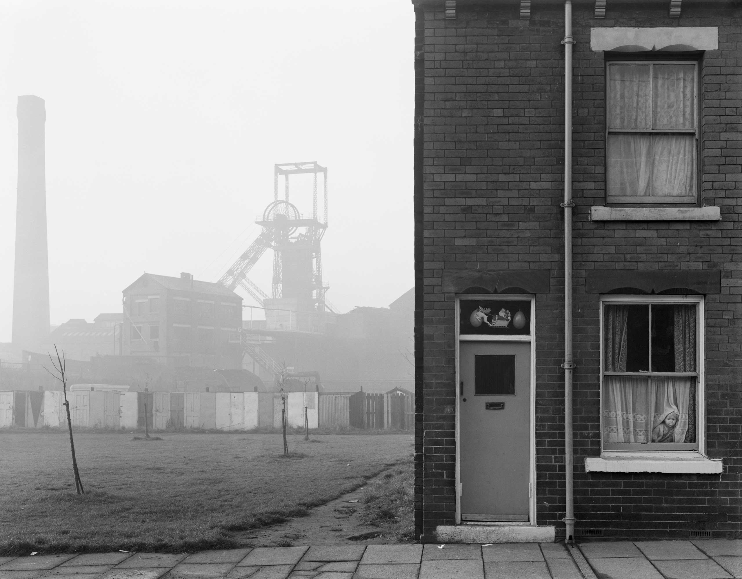 Coalmine and terraced housing, Castleford, Yorkshire, 1976