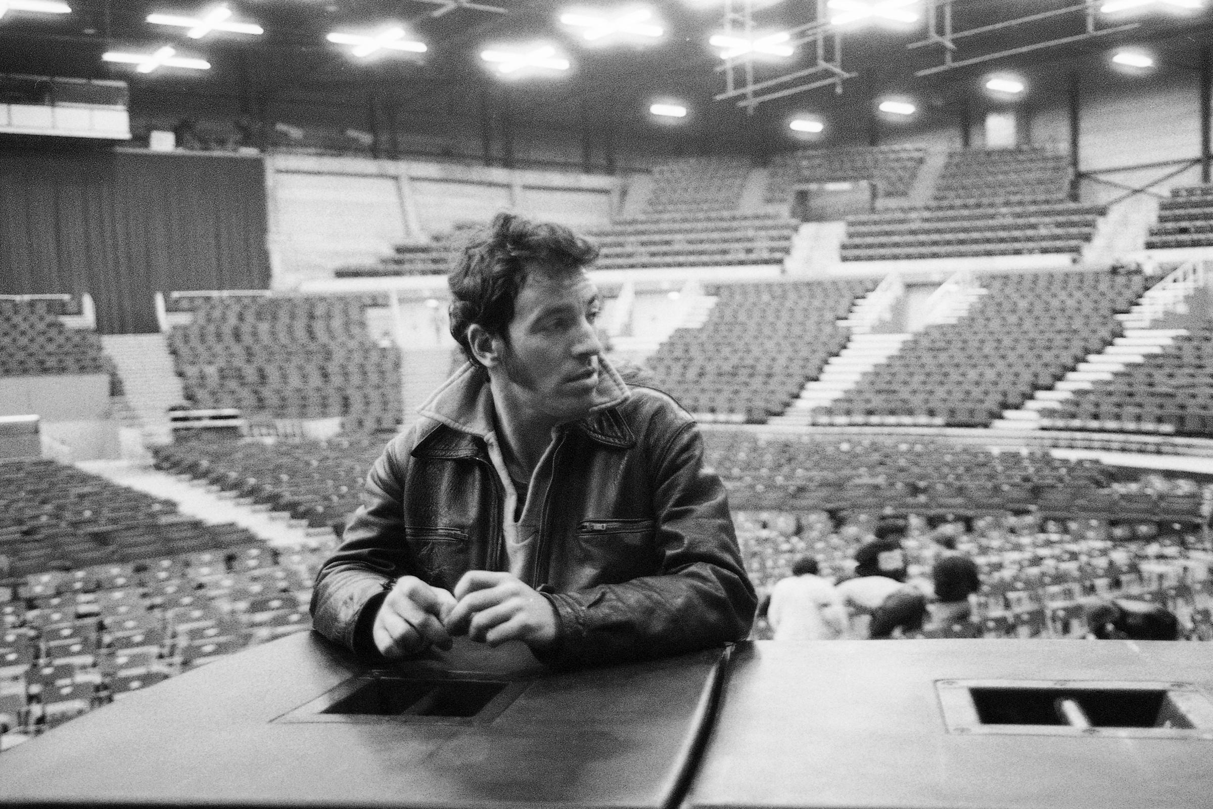 Bruce Springsteen before soundcheck in Brussels, Belgium on April 26, 1981.