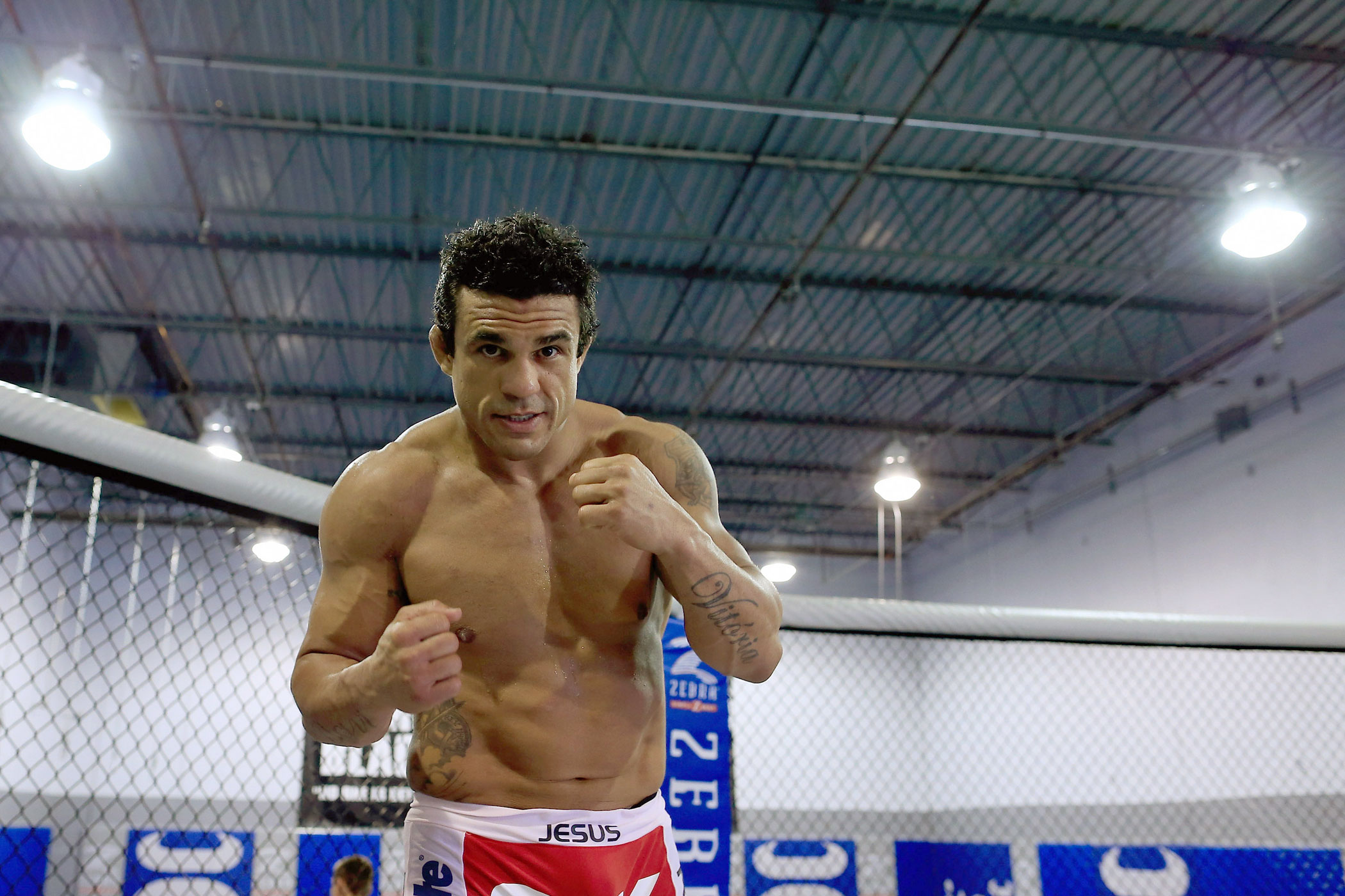 Fighter Vitor Belfort, seen during a workout, has endorsed neurosurgeon Ben Carson.