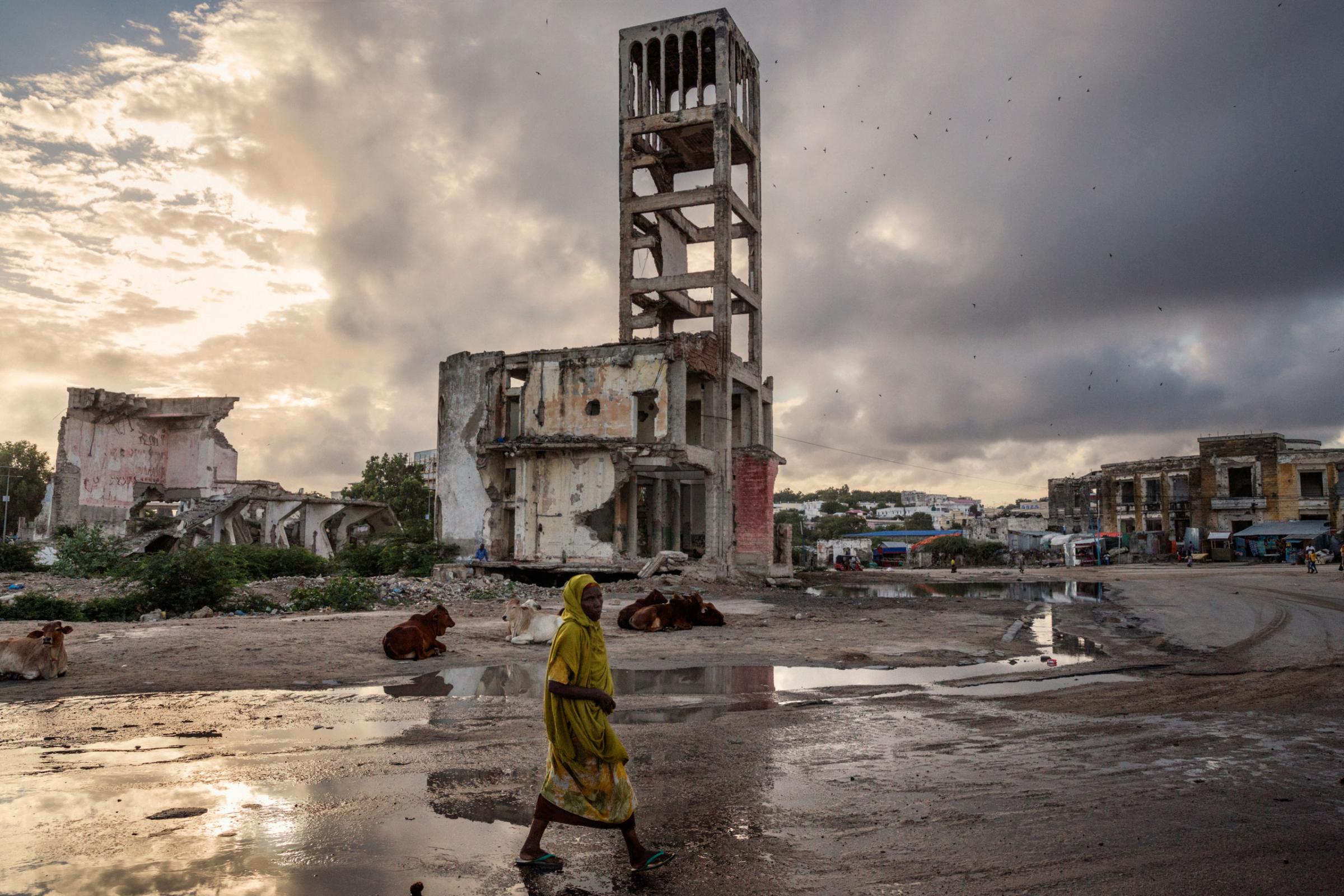 The destroyed structure of the old parliament in the Hamar Weyne district, in the southeastern Banaadir region Somalia. Mogadishu is at a crossroads: On the one side the asymmetrical strategy of terror of Al-Shabaab, and on the other the desire of Somalis to a return to normal life.