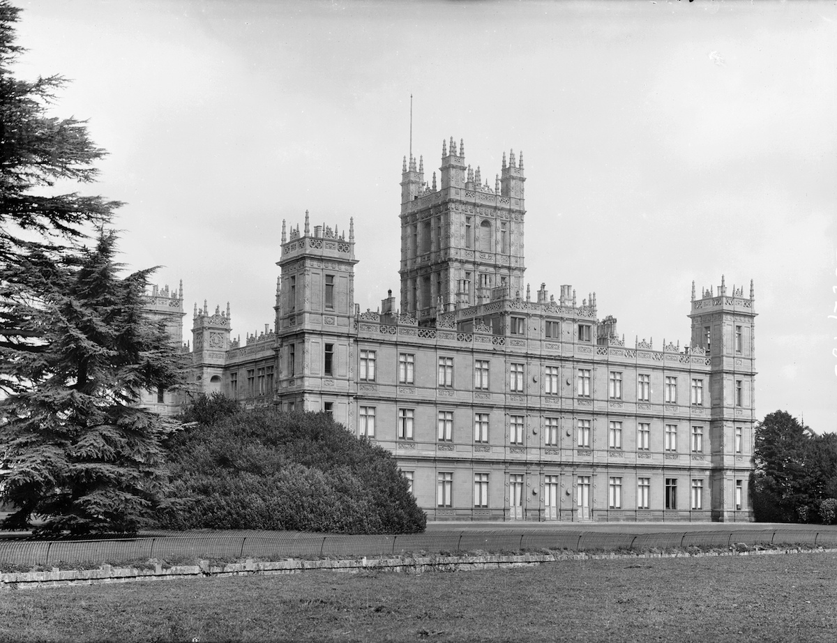 Highclere Castle, Highclere, Hampshire, c1860-c1922. (Heritage Images/Getty Images)