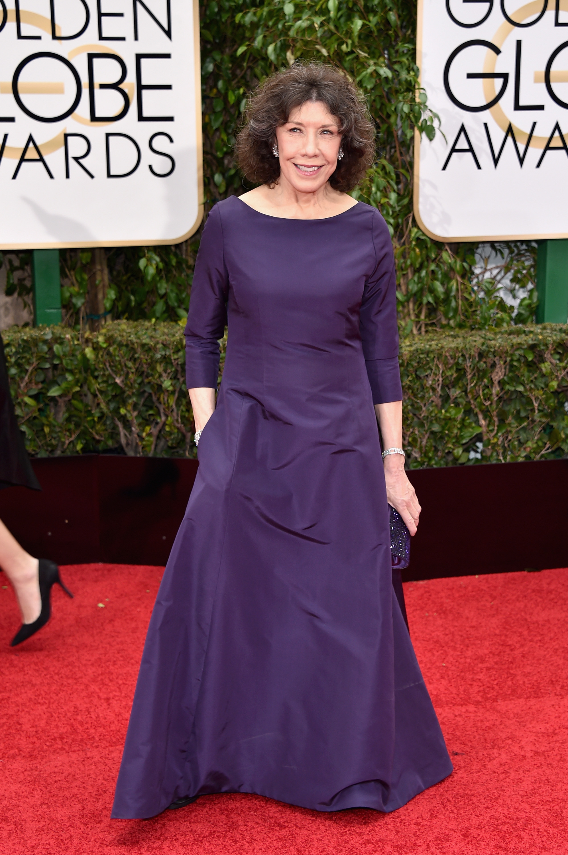 Lily Tomlin arrives to the 73rd Annual Golden Globe Awards on Jan. 10, 2016 in Beverly Hills.