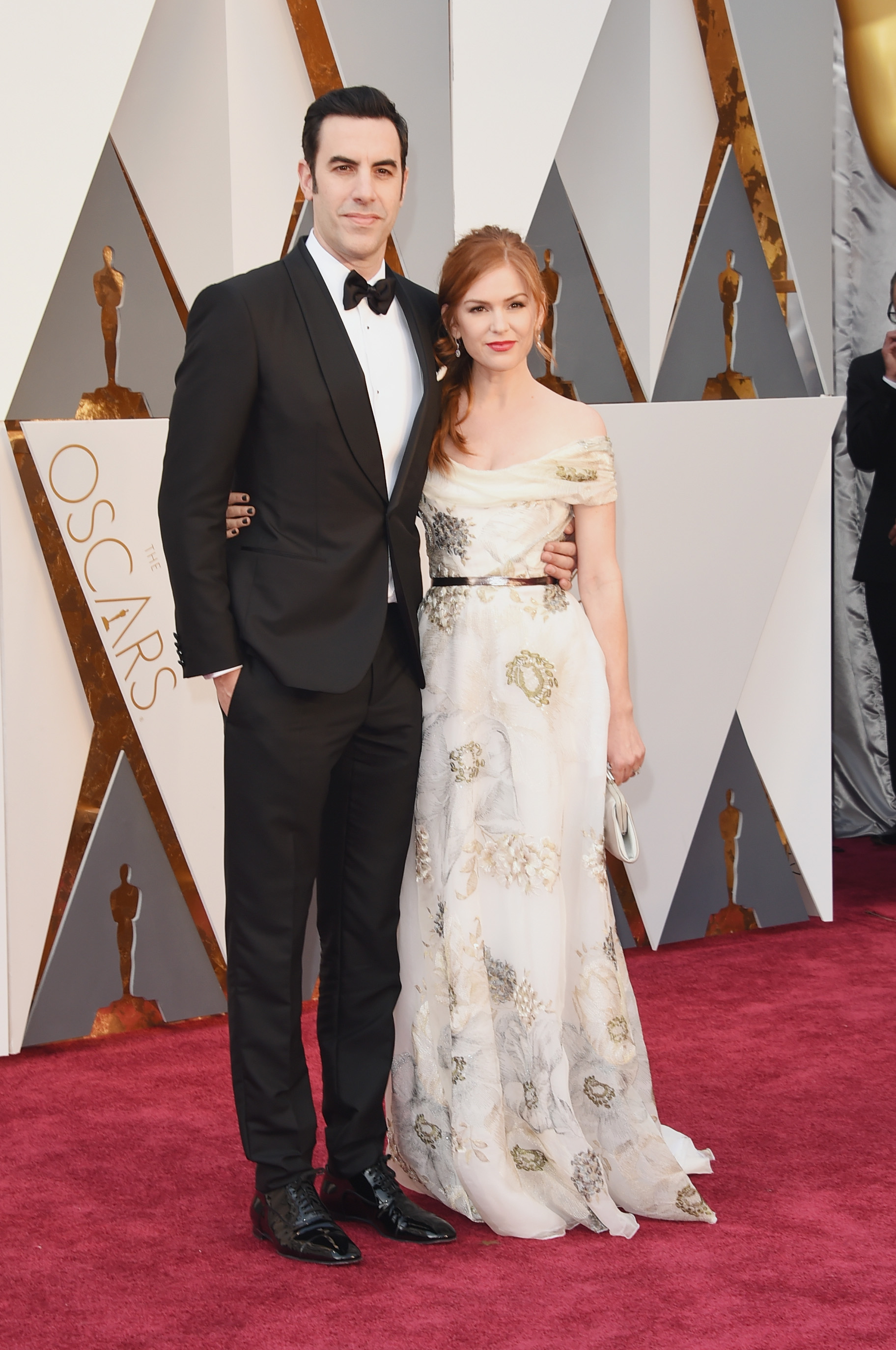 Sacha Baron Cohen and Isla Fisher attend the 88th Annual Academy Awards on Feb. 28, 2016 in Hollywood, Calif.