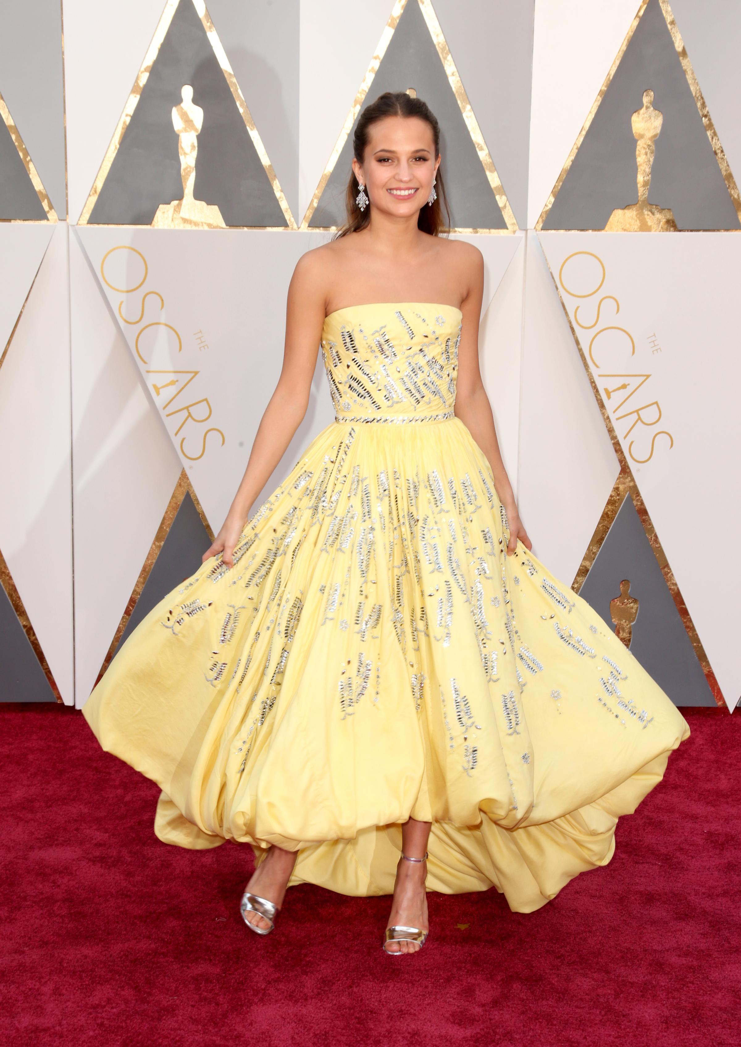 Alicia Vikander attends the 88th Annual Academy Awards on Feb. 28, 2016 in Hollywood, Calif.