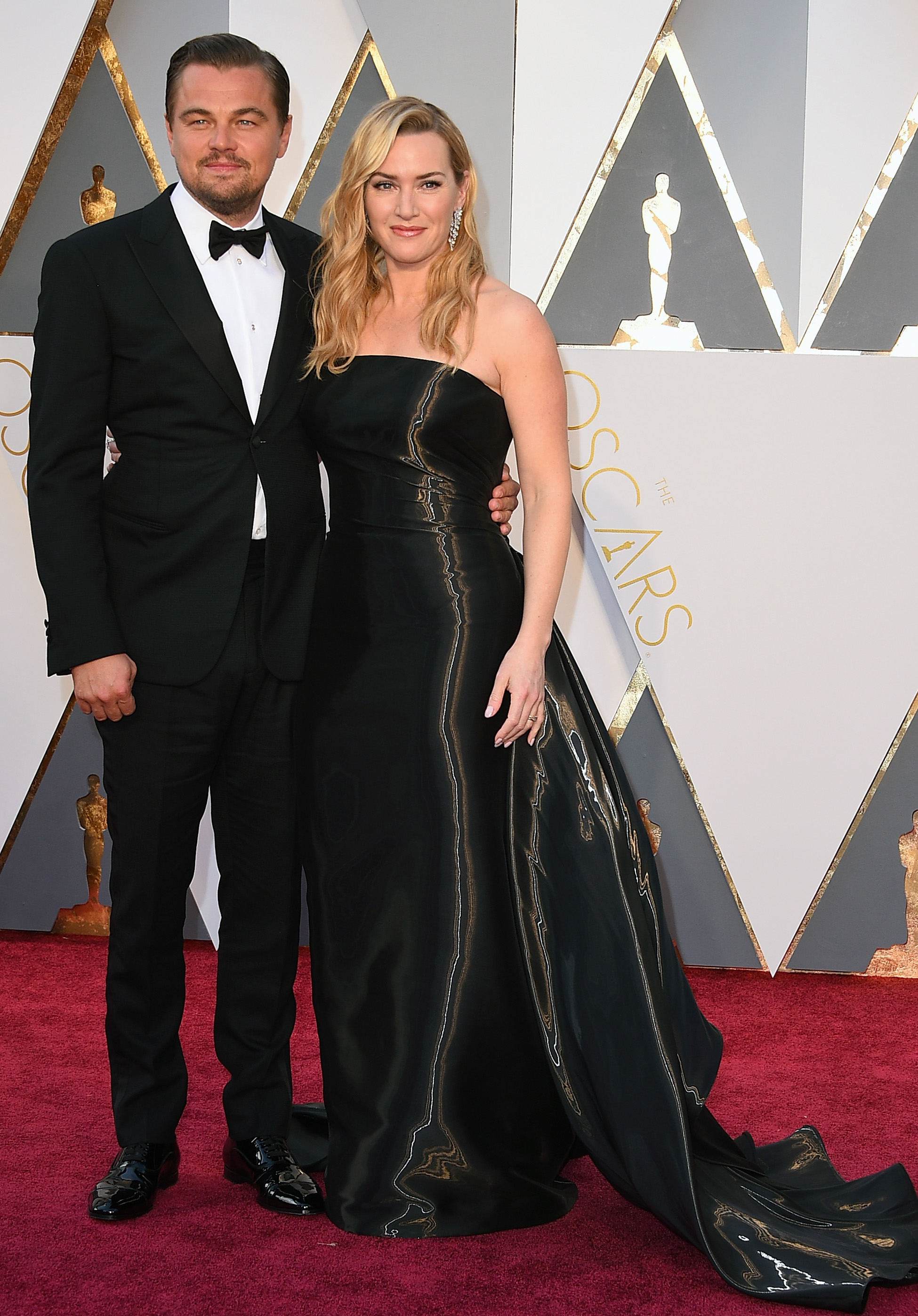 Leonardo DiCaprio and Kate Winslet attend the 88th Annual Academy Awards on Feb. 28, 2016 in Hollywood, Calif.