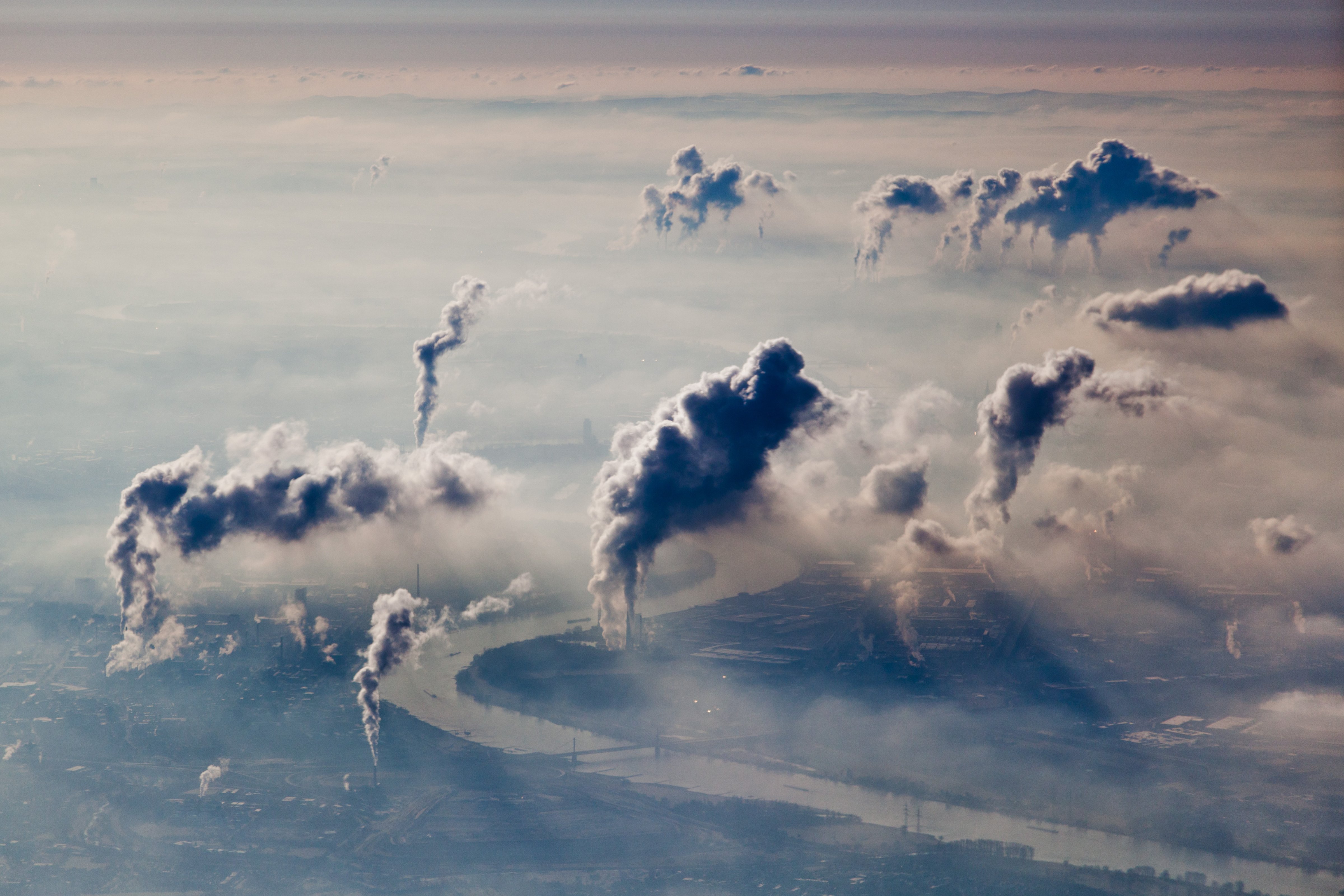 Pollution (Dirk Meister—Getty Images/Moment RF)