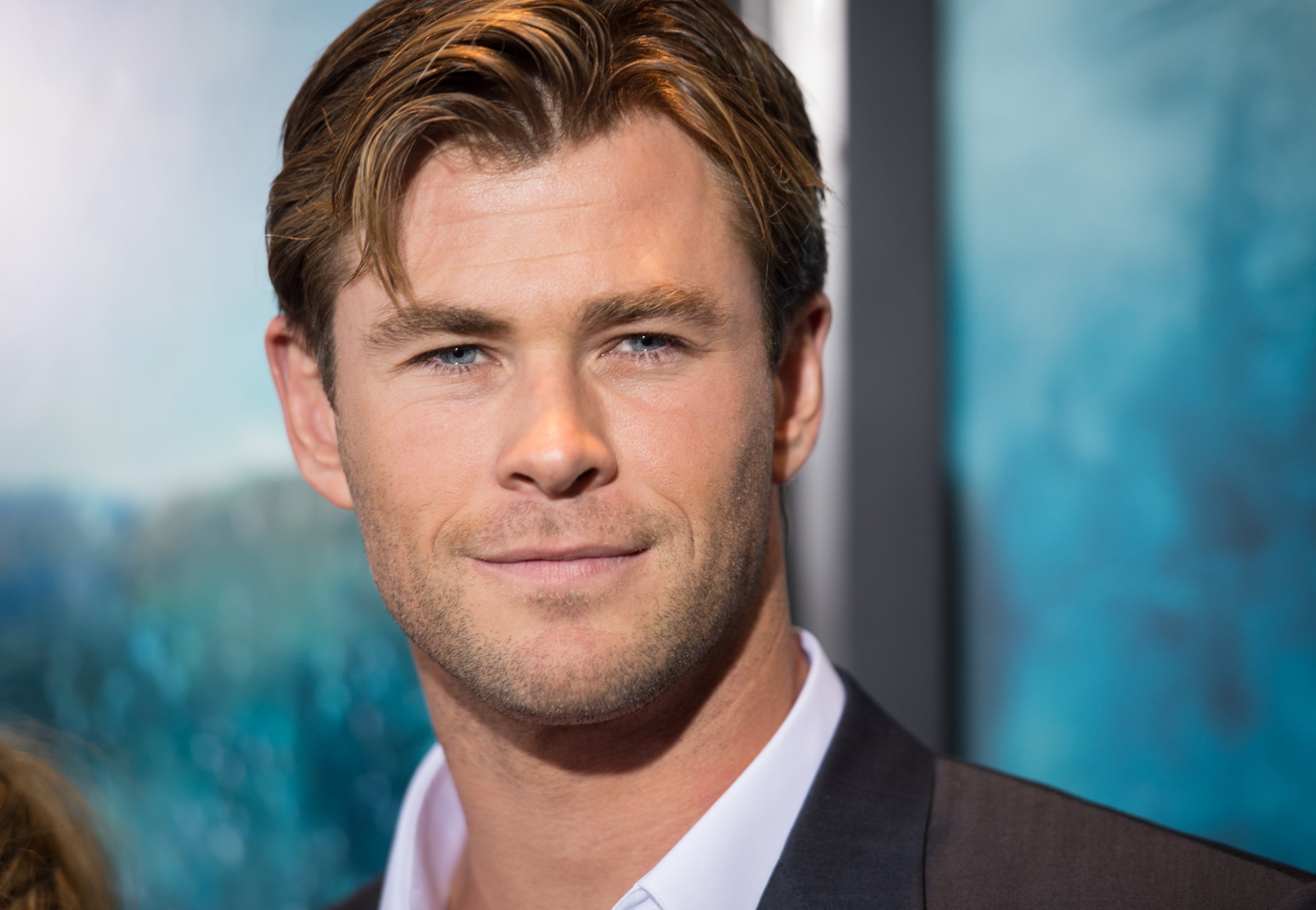 Chris Hemsworth arrive at the 'In The Heart Of The Sea' New York Premiere at Frederick P. Rose Hall, Jazz at Lincoln Center on December 7, 2015 in New York City.