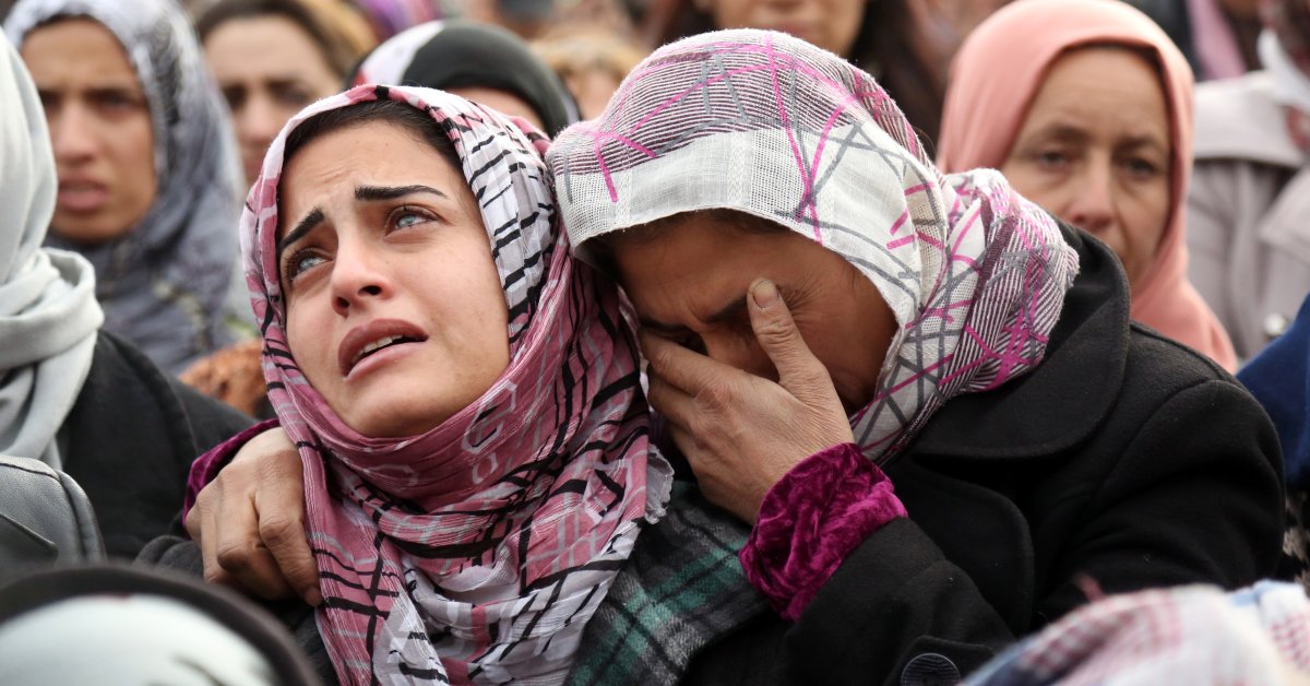 Мусульманские плачет. Сирийские женщины. Сирийцы народ.