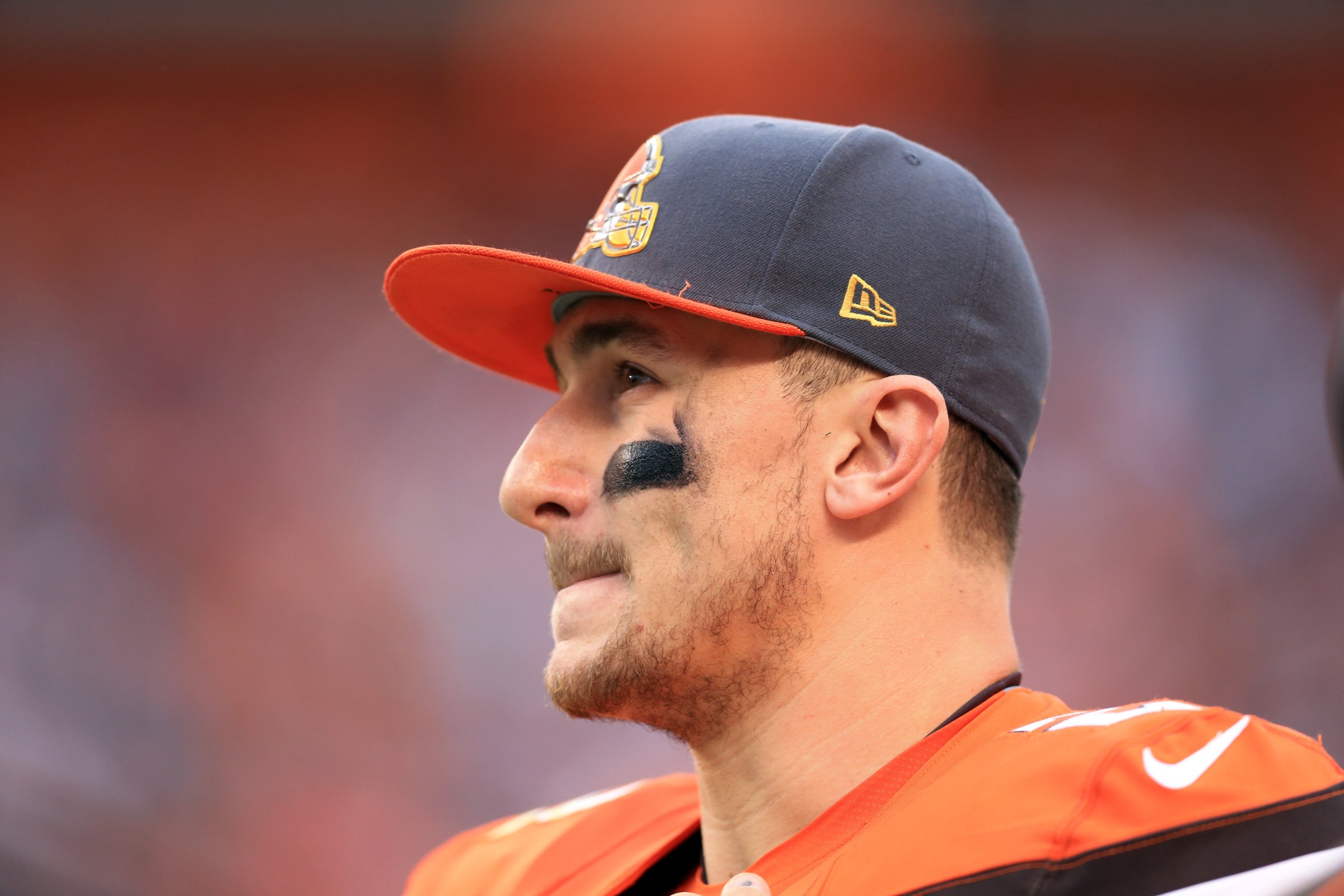 Quarterback Johnny Manziel #2 of the Cleveland Browns on the sidelines during the fourth quarter against the San Francisco 49ers at FirstEnergy Stadium on December 13, 2015 in Cleveland, Ohio.