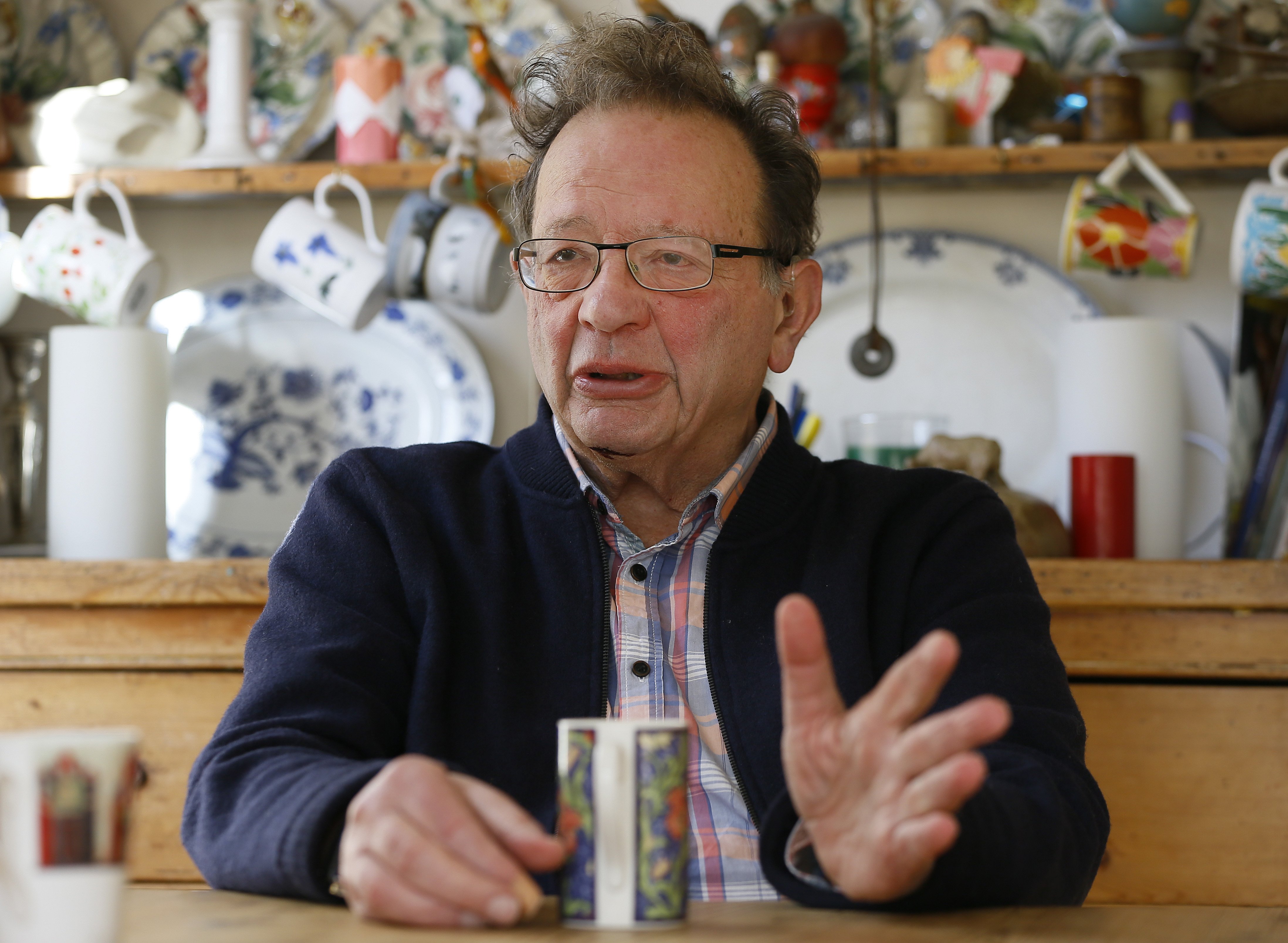 Larry Sanders at home in his kitchen in Oxford, England, on Feb. 15, 2016. (Kirsty Wigglesworth—AP)