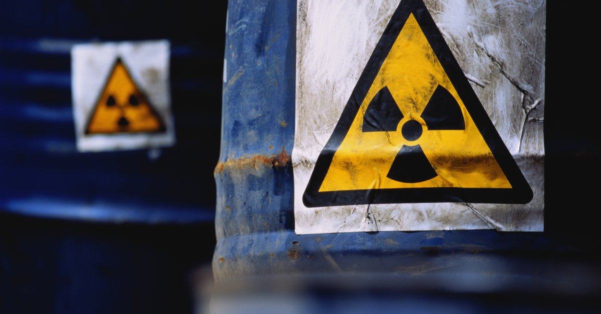 Радиоактивные отходы аэс. Радиоактивные отходы. Могильники радиоактивных отходов. Утилизация радиоактивных отходов. Ядерные отходы.
