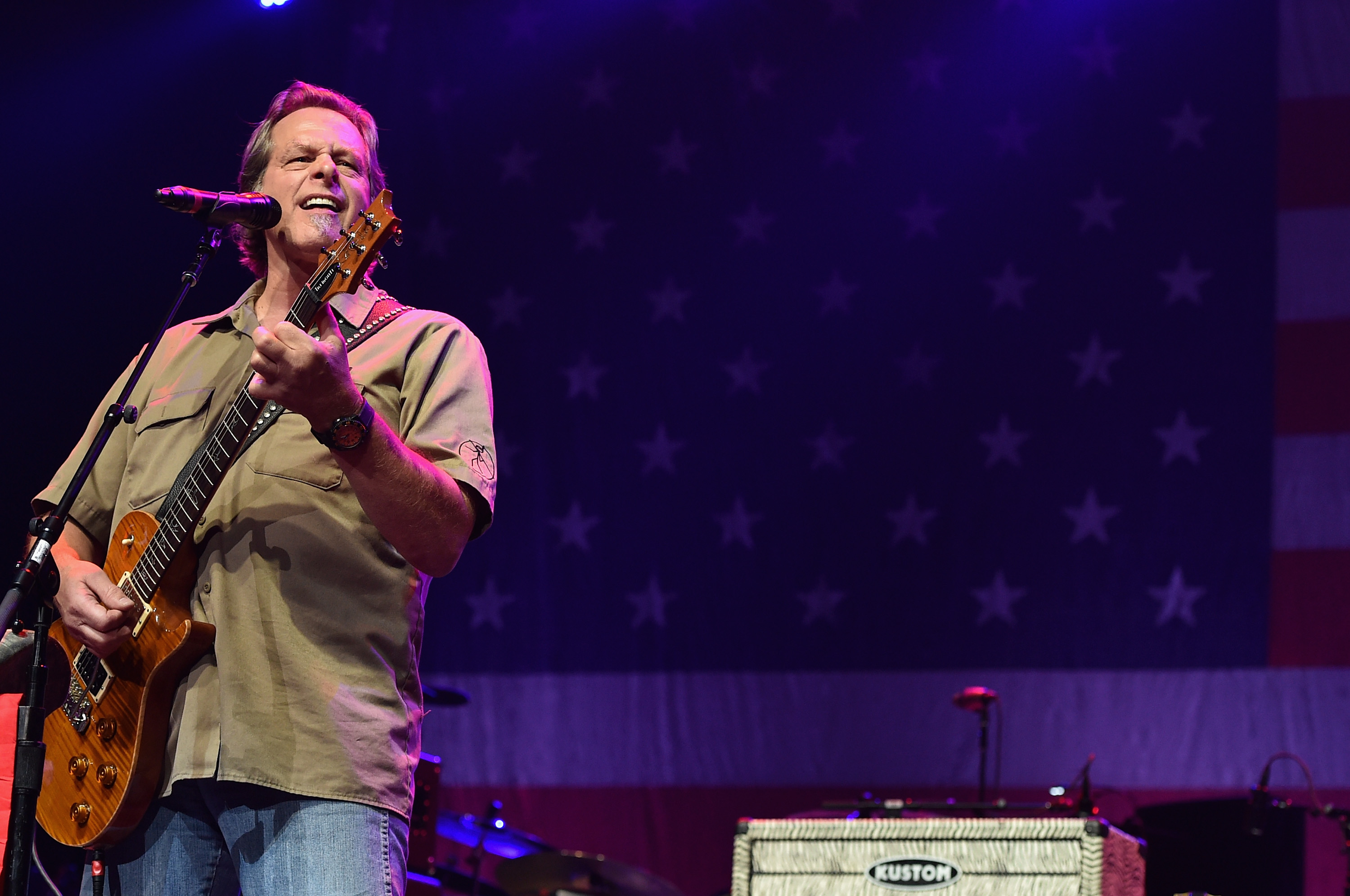 Ted Nugent performs at Charlie Daniels' 2015 Volunteer Jam at Bridgestone Arena on August 12, 2015 in Nashville, Tennessee. (John Shearer&mdash;Getty Images)
