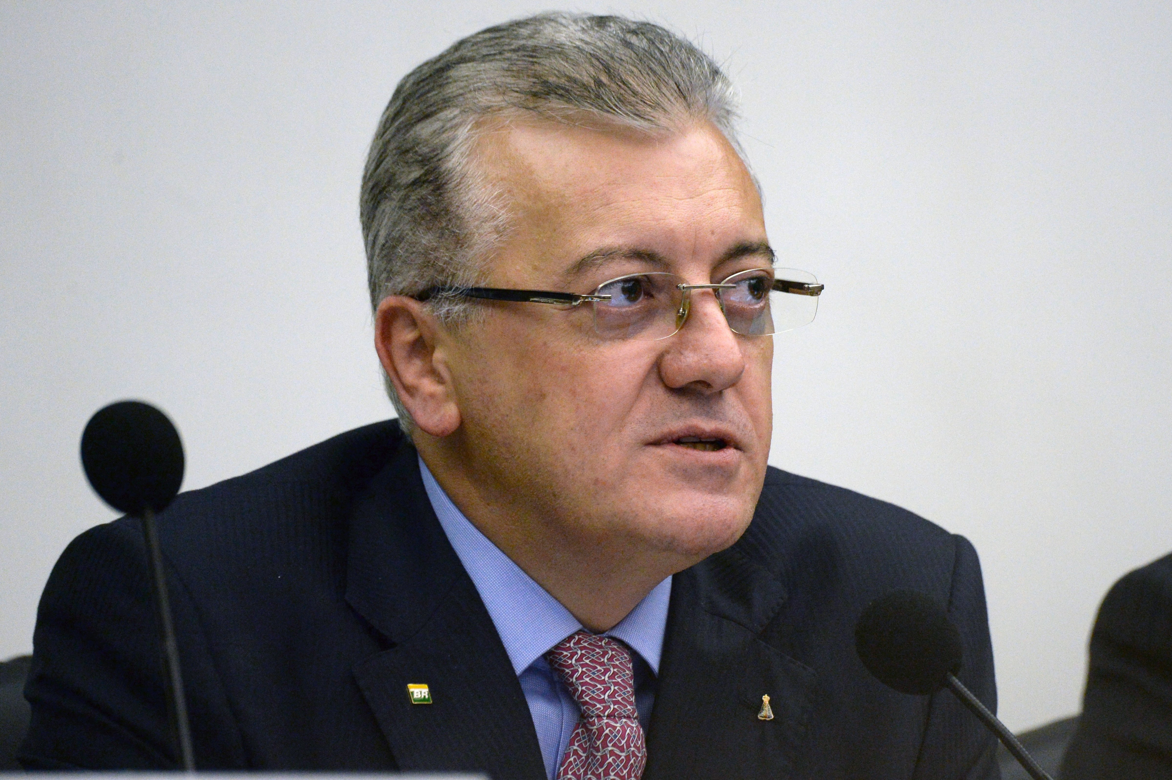 Petrobras President Aldemir Bendine at a press conference in Rio de Janeiro on April 22, 2015.