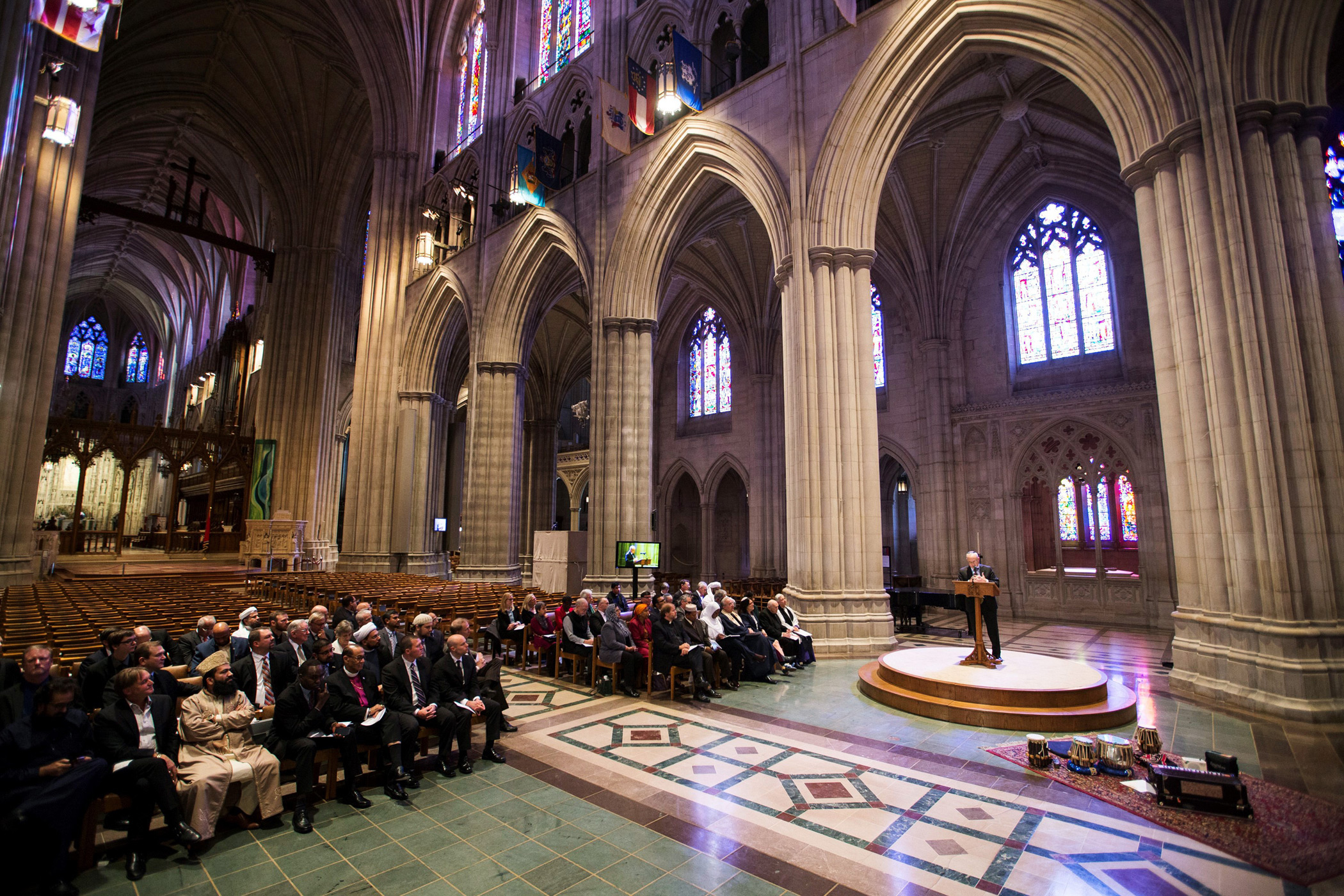 Washington National Cathedral, Washington, D.C. Easter Services: 8:00 a.m. and 11:00 a.m. Festival Holy Eucharist