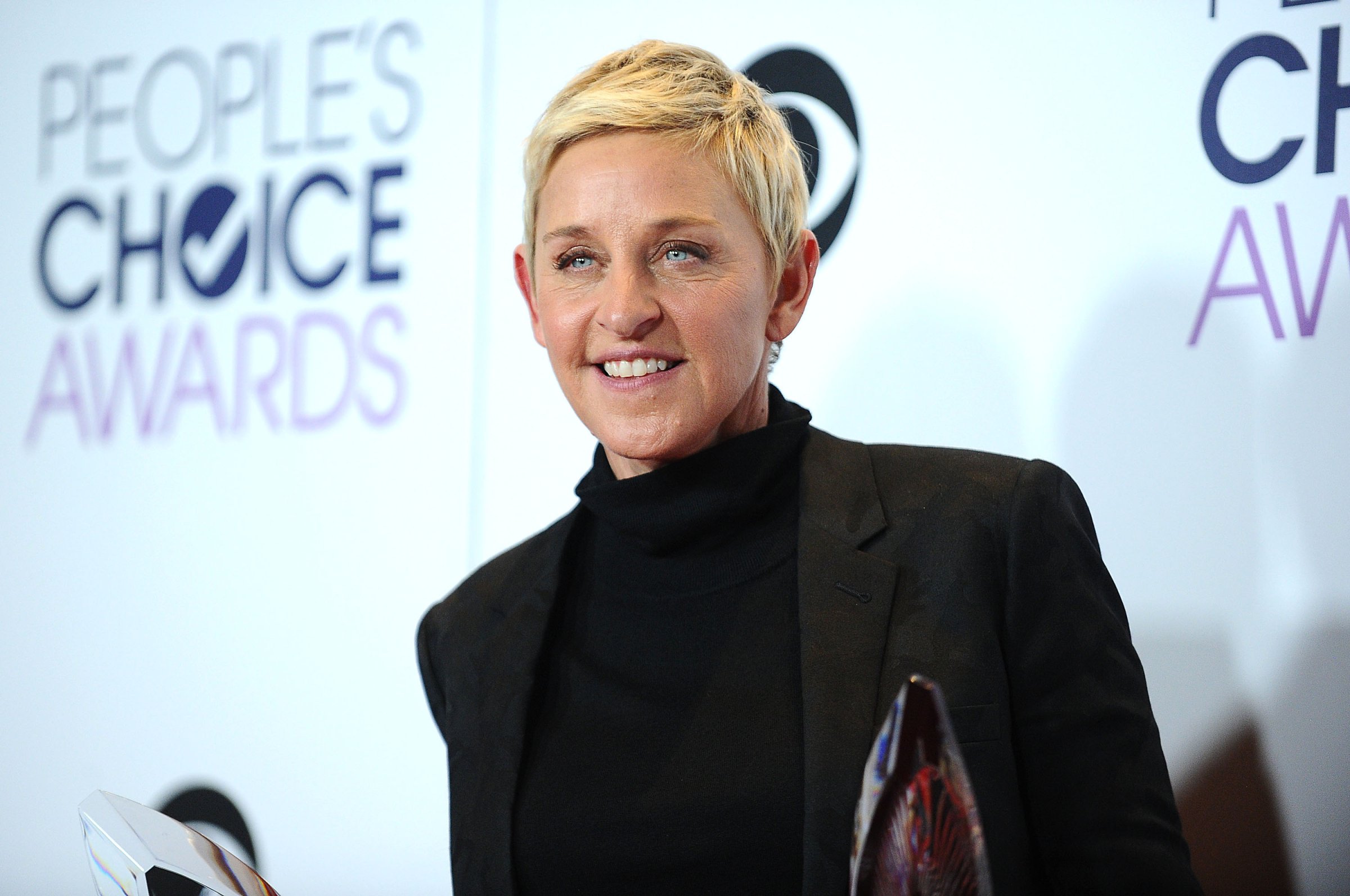 Ellen DeGeneres poses on the press room at the 2016 People's Choice Awards at Microsoft Theater on January 6, 2016 in Los Angeles, California.