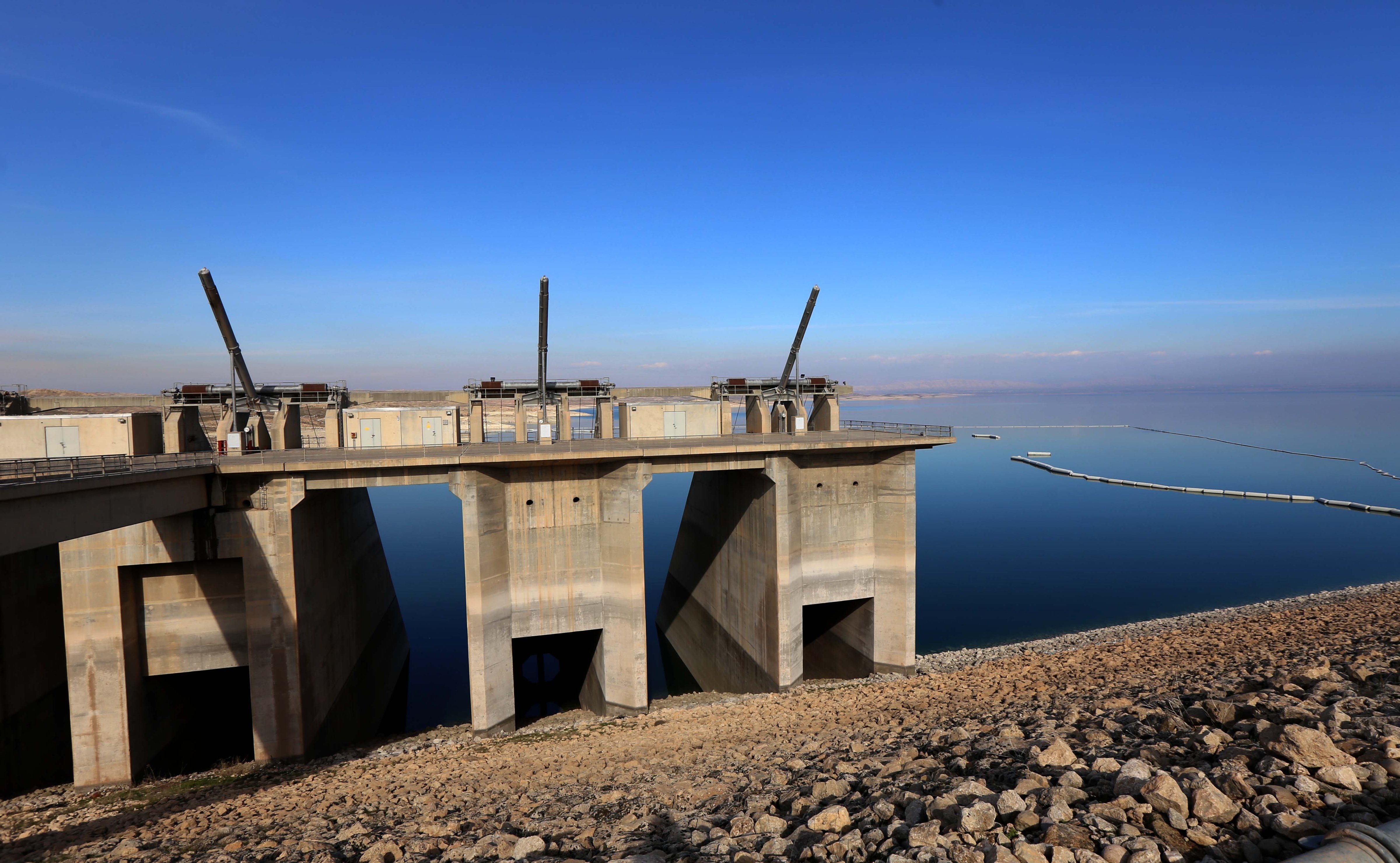 Mosul Dam on the Tigris River, around 50 km north of the Iraqi city of Mosul, Feb. 1, 2016 (Safin Hamed—AFP/Getty Images)