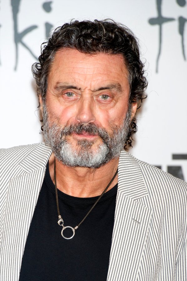Ian Mcshane Tells I Game Of Thrones I Fans To Get A Life Time