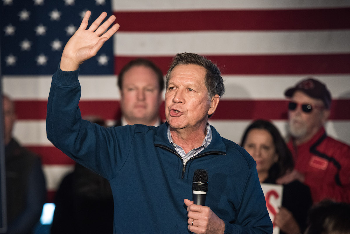 Republican presidential candidate John Kasich talks to the crowd at Finn's Brick Oven Pizza on Feb. 10, 2016 in Mt. Pleasant, S.C. (Sean Rayford—Getty Images)