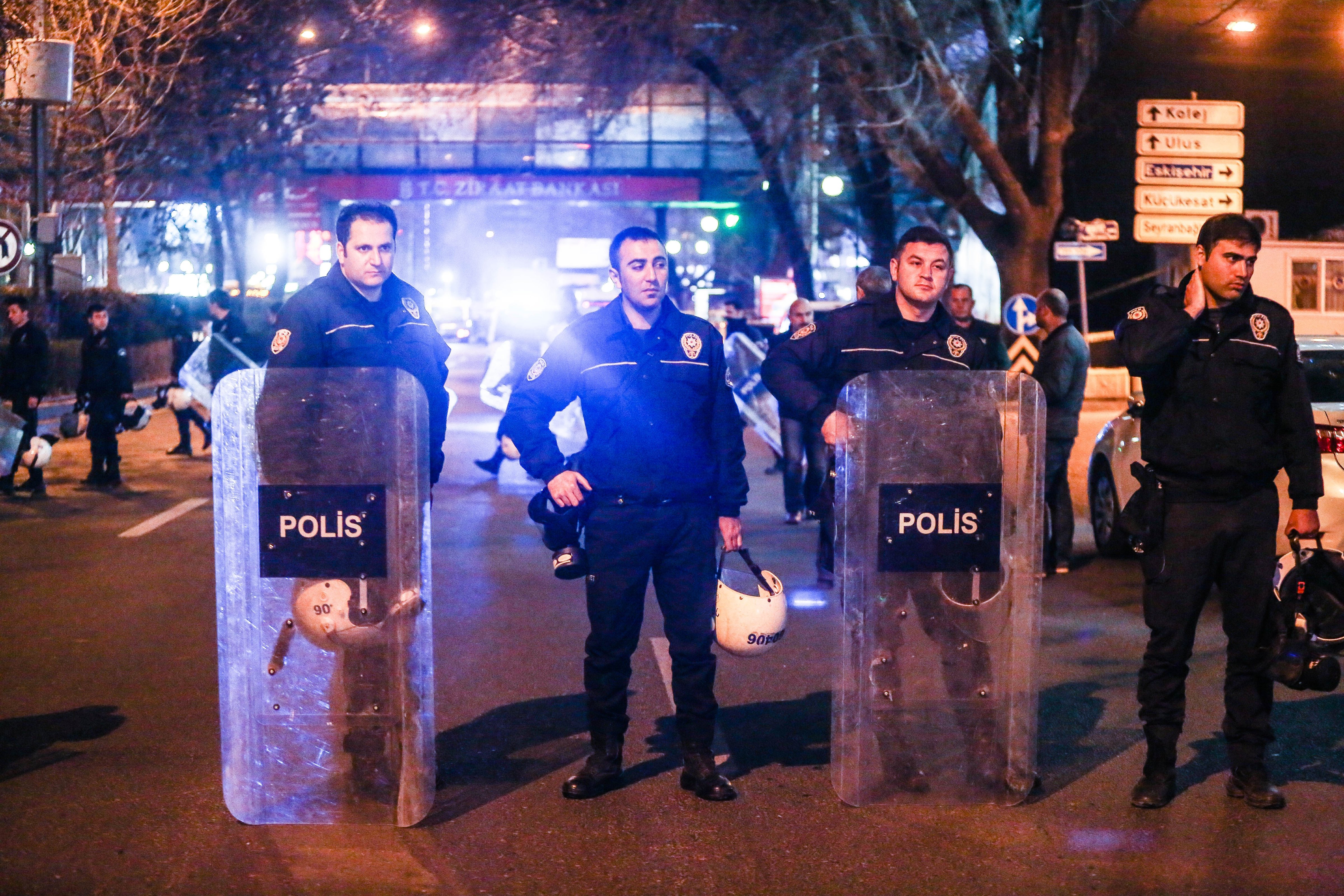 Turkish riot police secure the scene after an explosion in Ankara's central Kizilay district on March 13, 2016. (Defne Karadeniz—Getty Images)