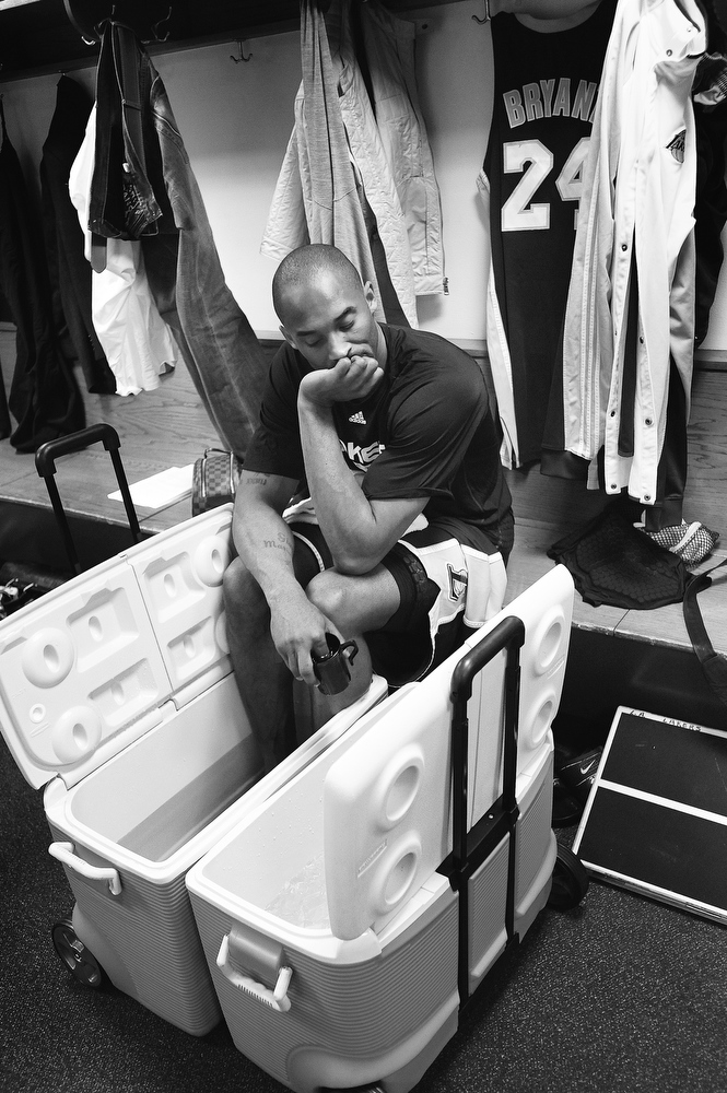 Los Angeles Lakers guard Kobe Bryant sits with his feet in an ice bucket in the locker room prior to an NBA basketball game against the New York Knicks on Jan. 22, 2010 at Madison Square Garden in New York.