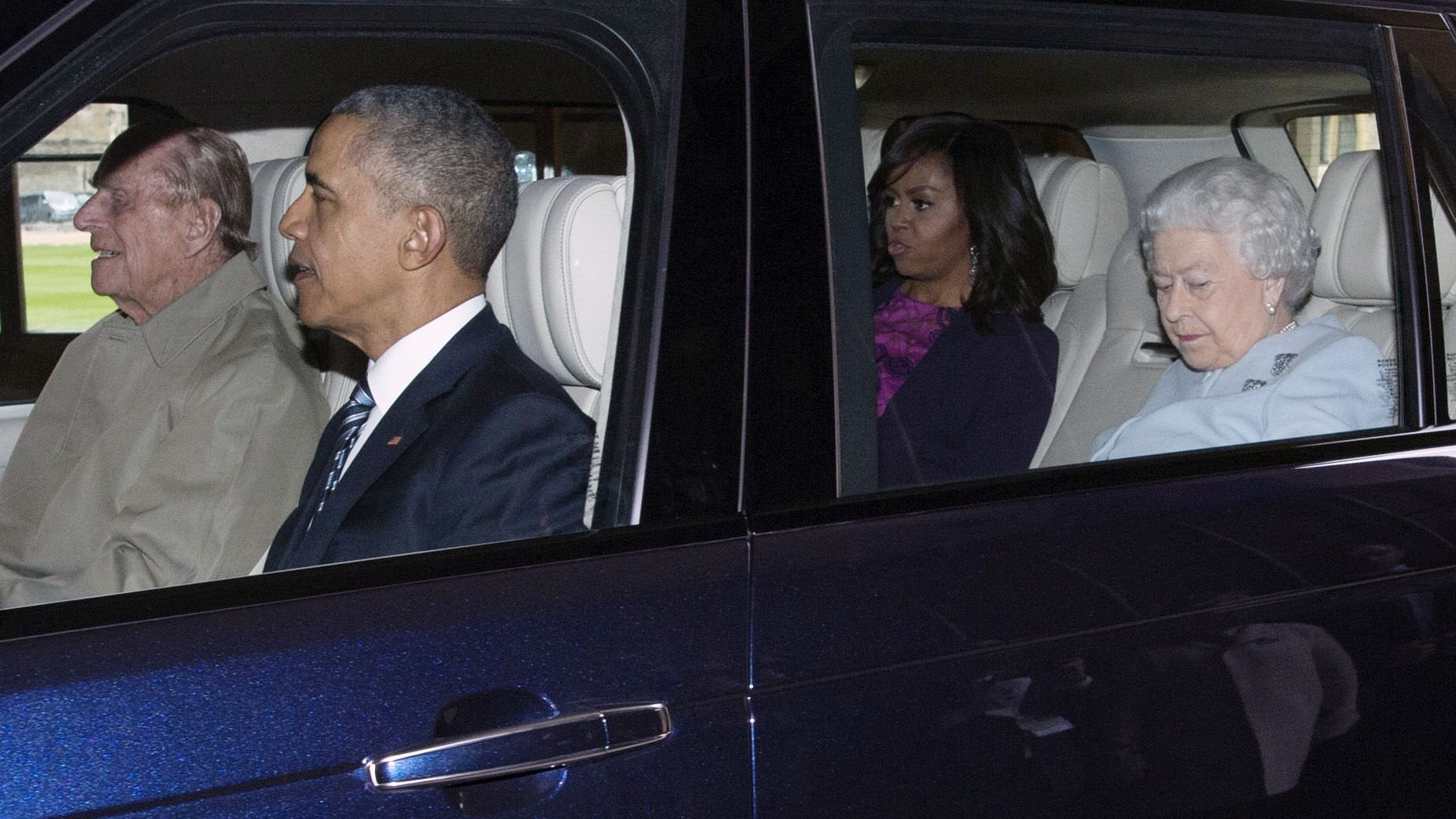 barack-michelle-obama-queen-carpool