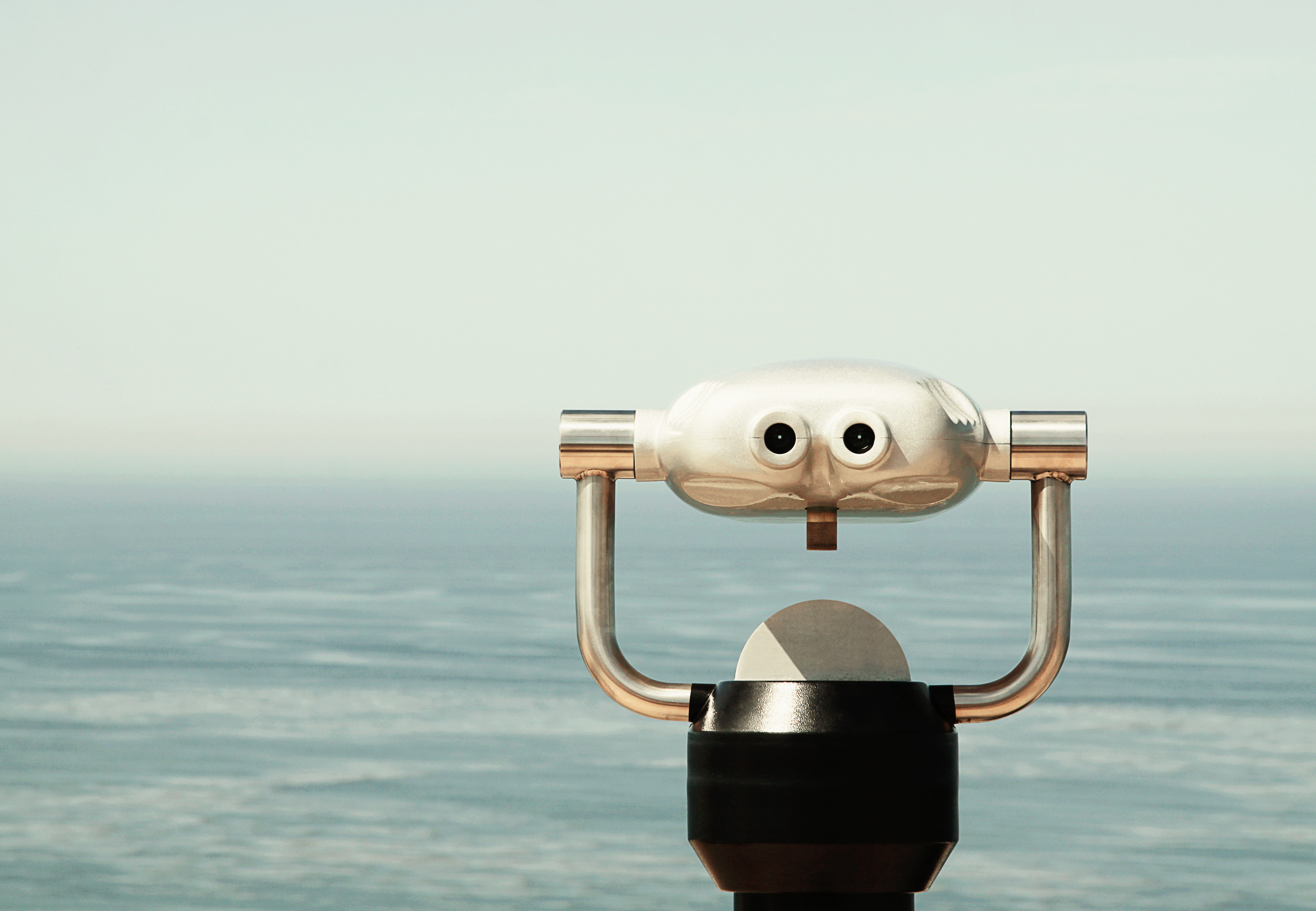 Binoculars by ocean (Getty Images)