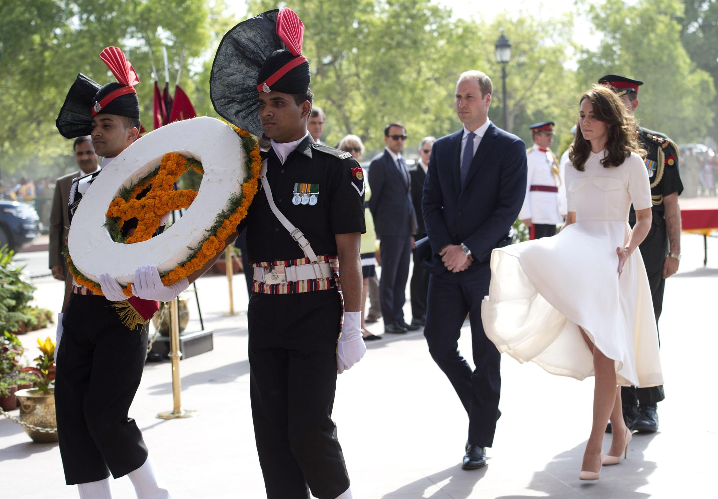 Prince William and Catherine, Duchess of Cambridge at a wreath-laying at India Gate, New Delhi on April 11, 2016.