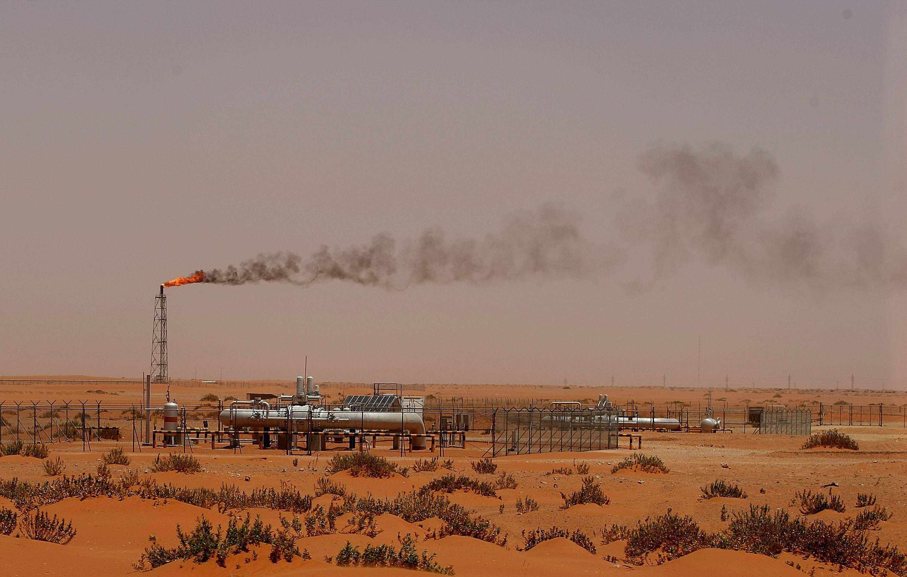 SAUDI-DESERT-OIL-ARAMCO