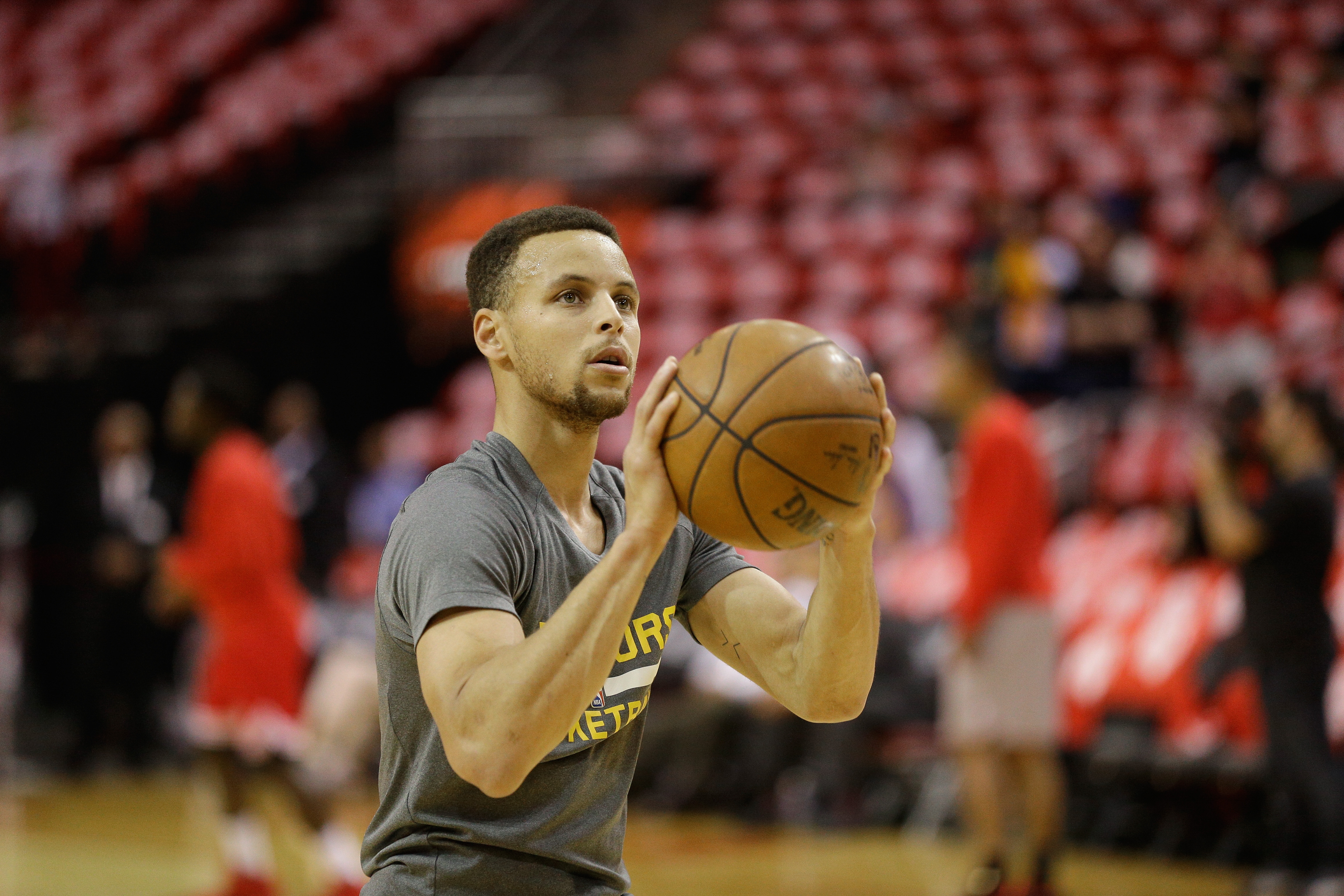 Stephen Curry #30 of the Golden State Warriors warms up before playing the Houston Rockets in game 4 of the first round of the Western Conference playoffs at Toyota Center on April 24, 2016 in Houston, Texas. (Bob Levey/Getty Images)