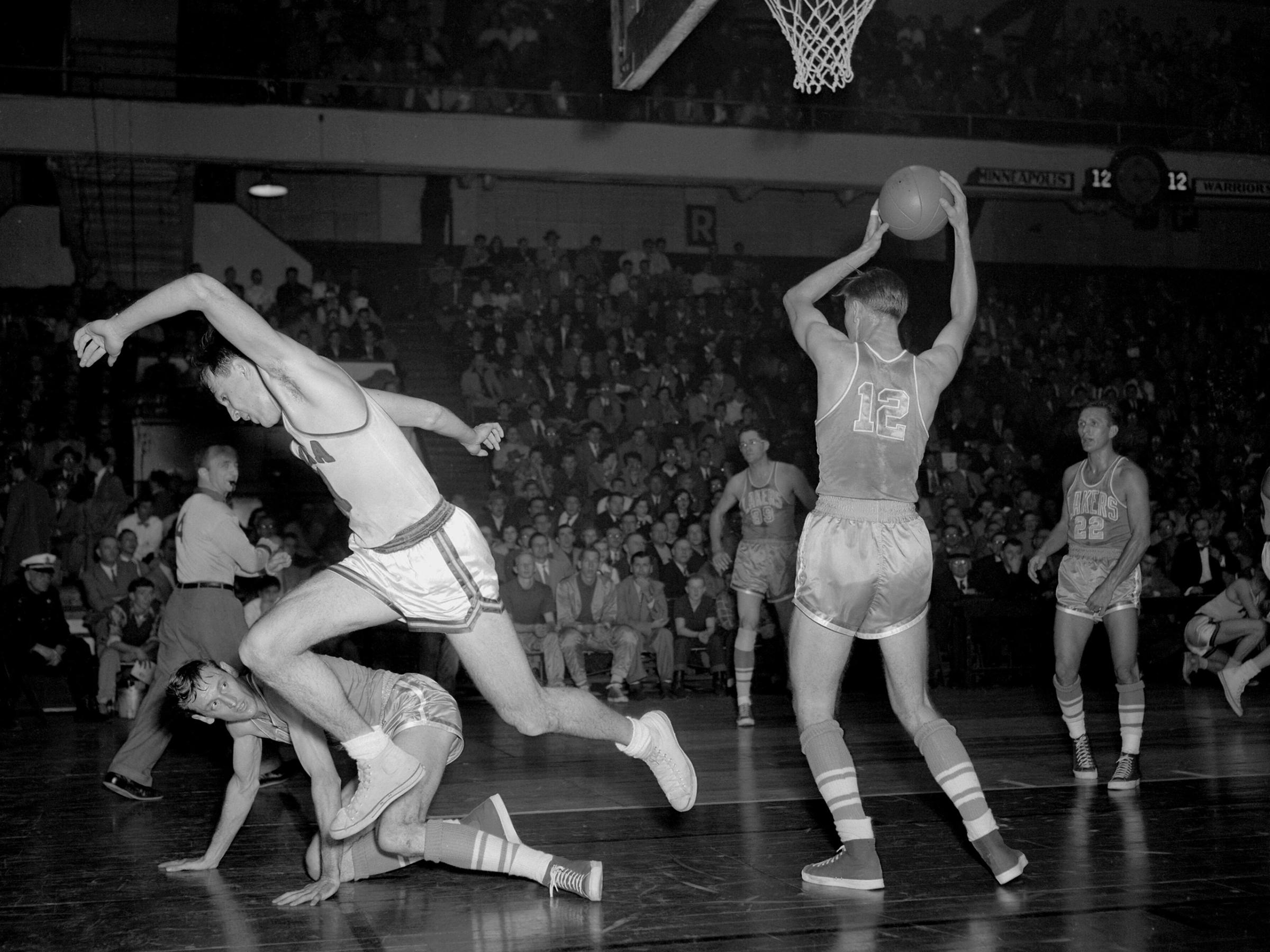 Minneapolis Lakers v Philadelphia Warriors 1951
