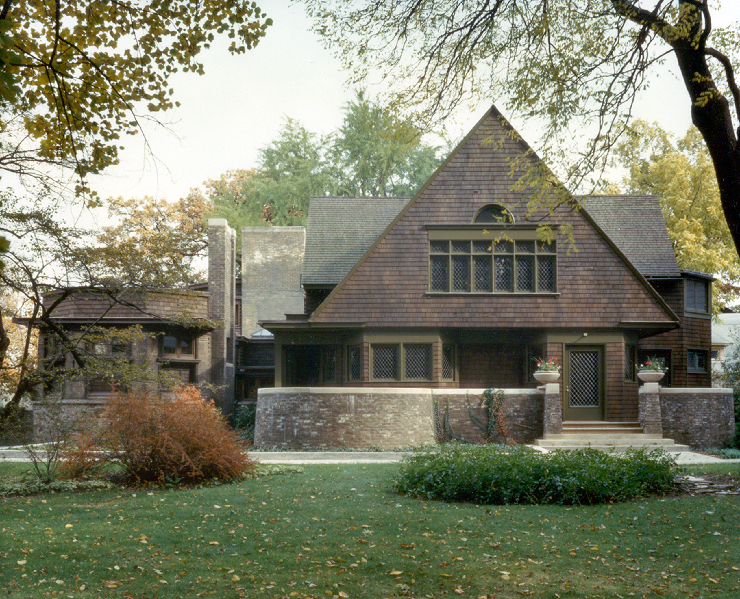 Frank Lloyd Wright's home and studio, located at 951 Chicago Avenue, Oak Park, Ill. Built circa 1889.