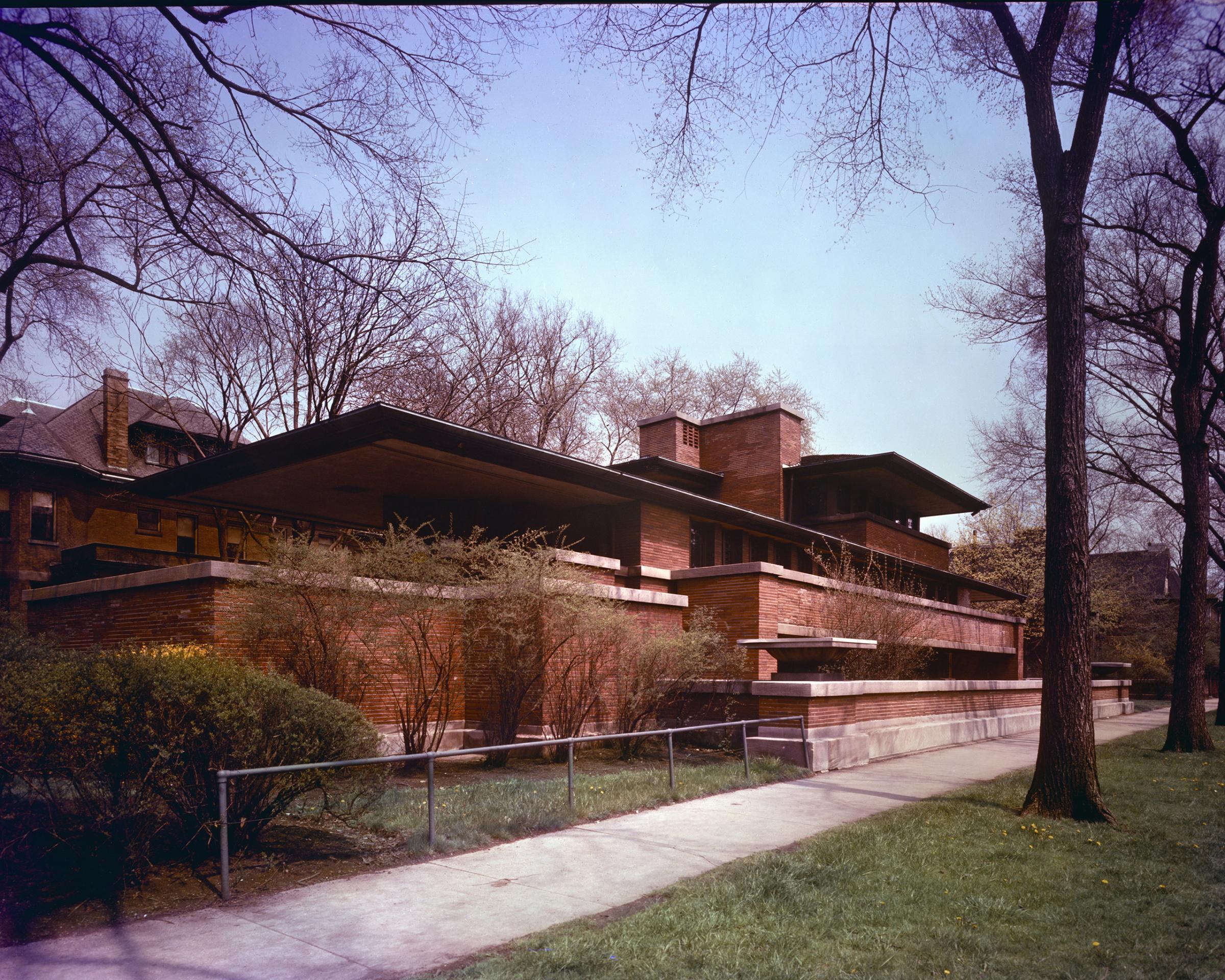 Frank Lloyd Wright's Robie House, Chicago, IL. Built 1909-1910.