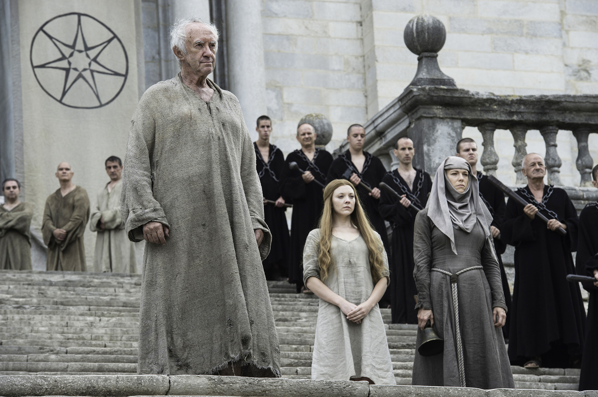 Jonathan Pryce, Natalie Dormer, and Hannah Waddingham in Game of Thrones season 6, episode 6.