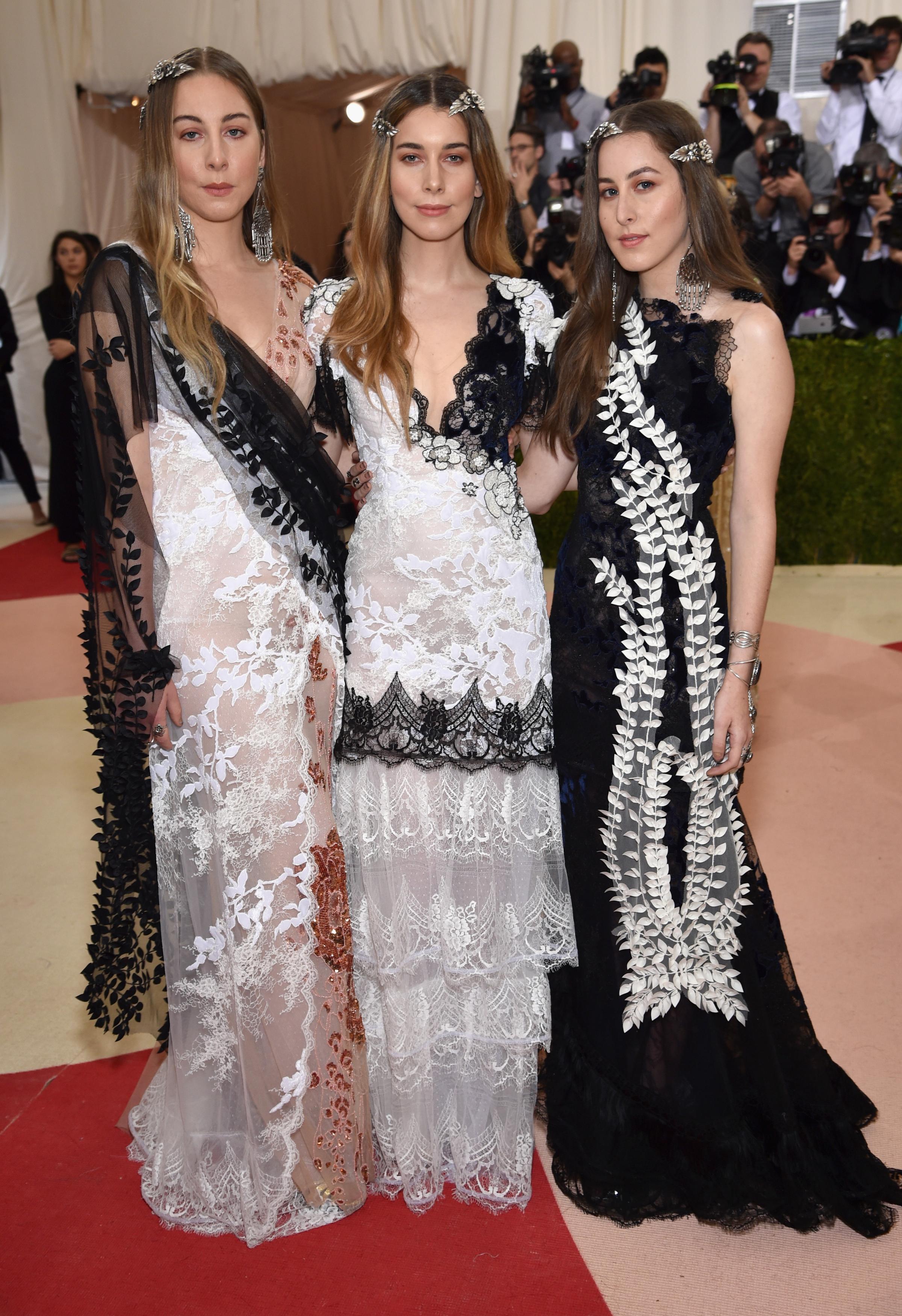Haim attend "Manus x Machina: Fashion In An Age Of Technology" Costume Institute Gala at Metropolitan Museum of Art on May 2, 2016 in New York City.