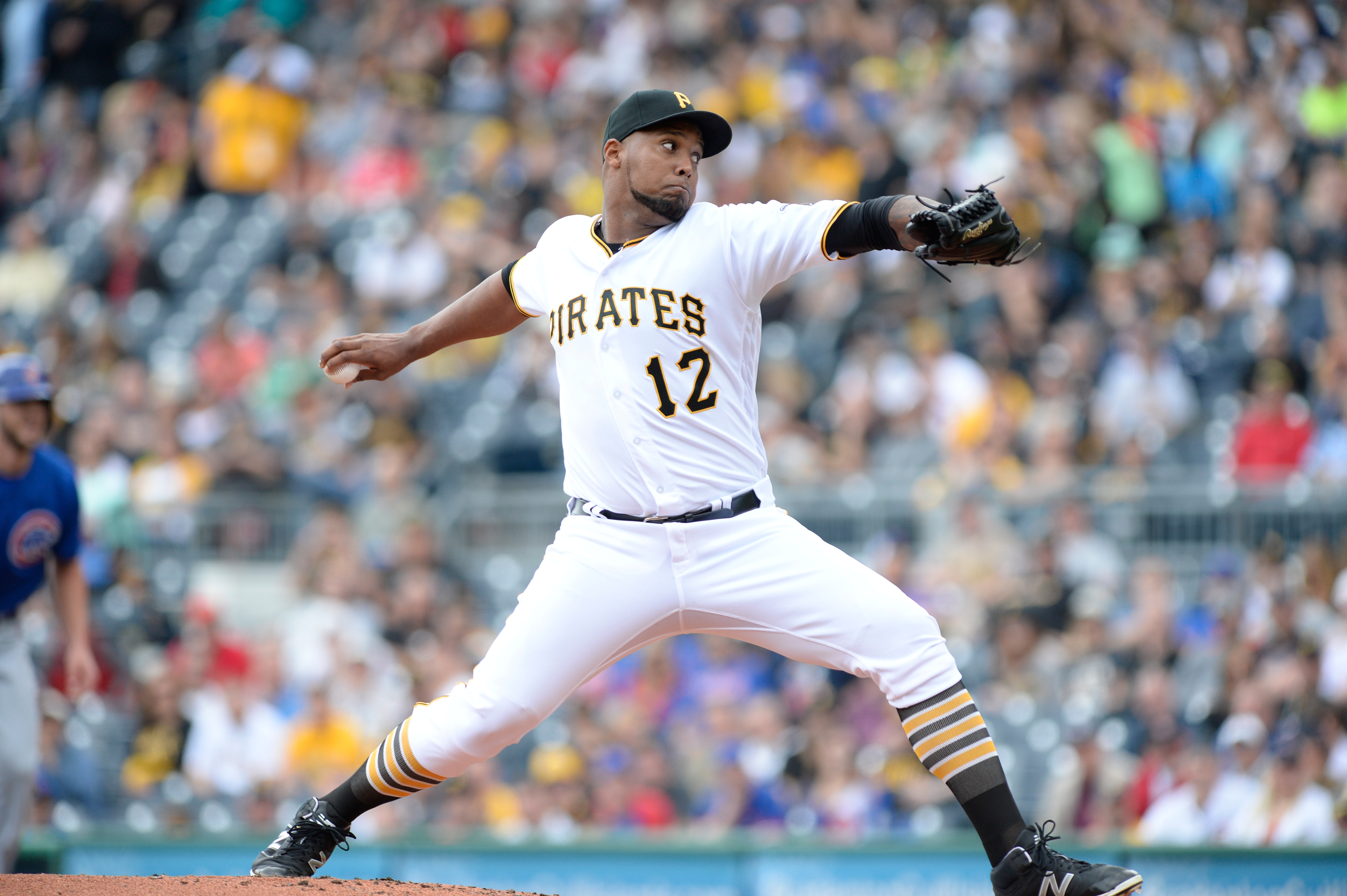 Pittsburgh Pirates starting pitcher Juan Nicasio delivers a pitch during a game versus the Chicago Cubs at PNC Park in Pittsburgh, PA., on May 4, 2016. (Shelley Lipton—Icon Sportswire/AP)