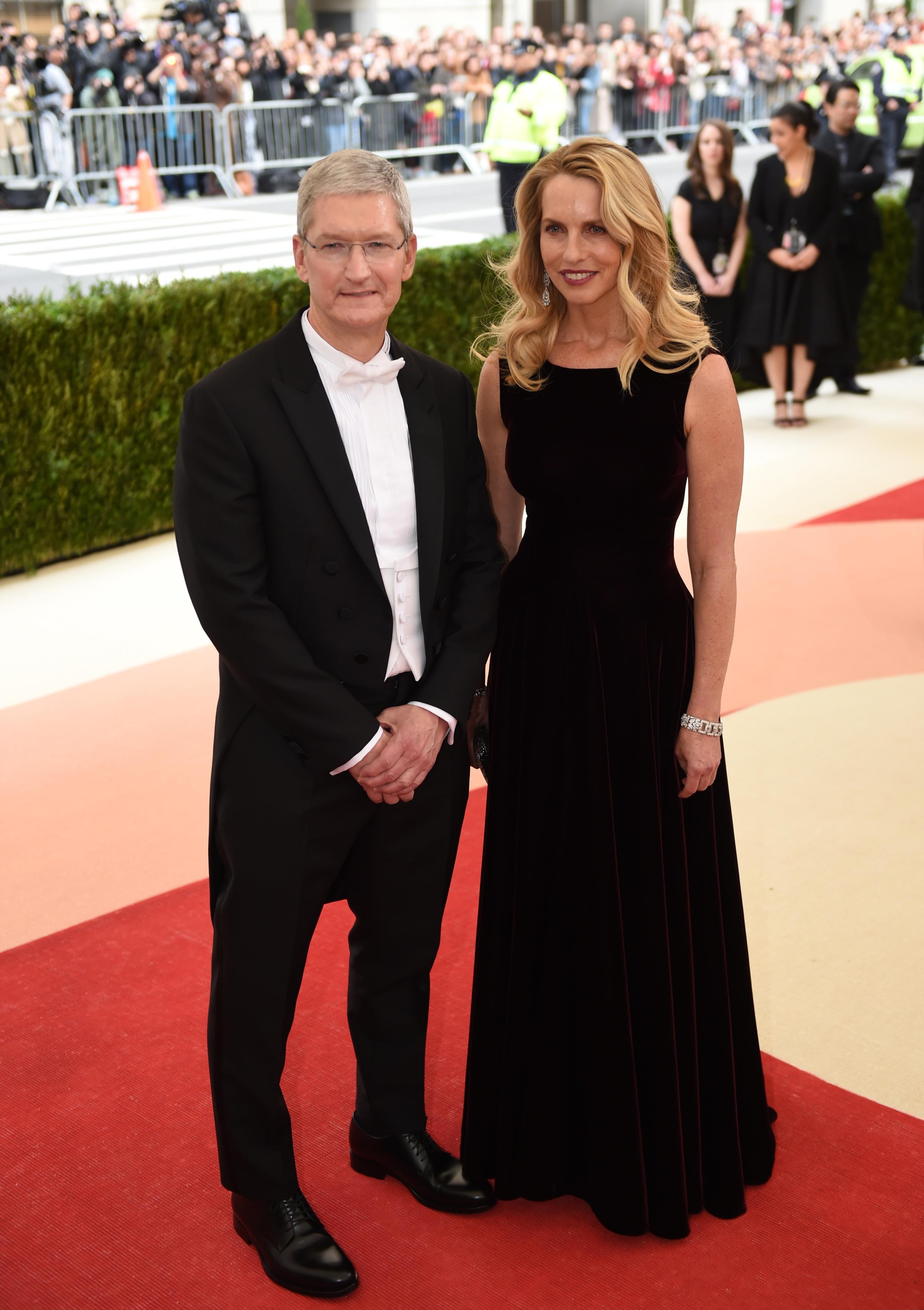 Tim Cook and guest attend "Manus x Machina: Fashion In An Age Of Technology" Costume Institute Gala at Metropolitan Museum of Art on May 2, 2016 in New York City.