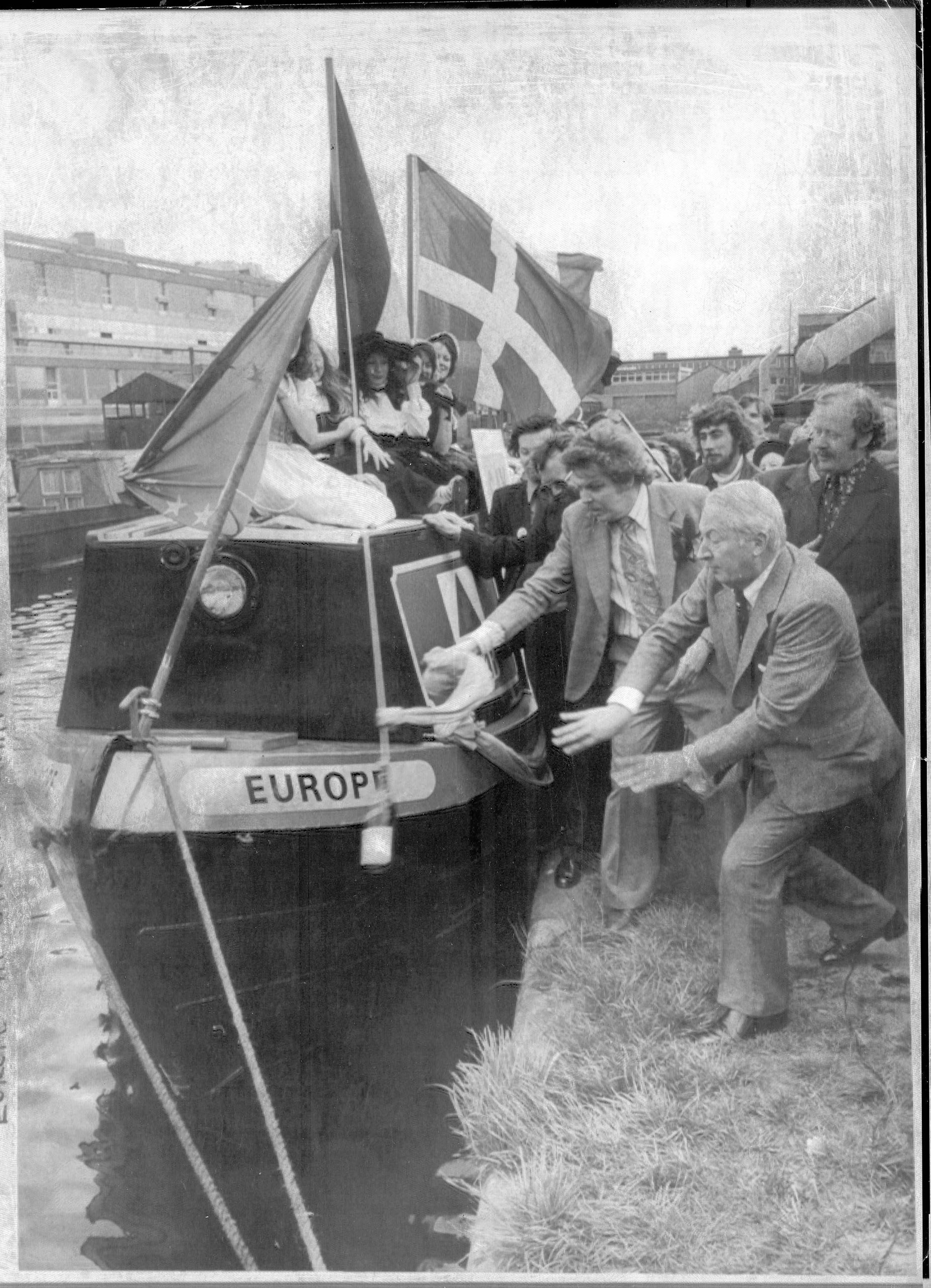 Mr Edward Heath goes aboard the Europe boat on Birmingham's canal, as part of Britain in Europe campaign,1975.